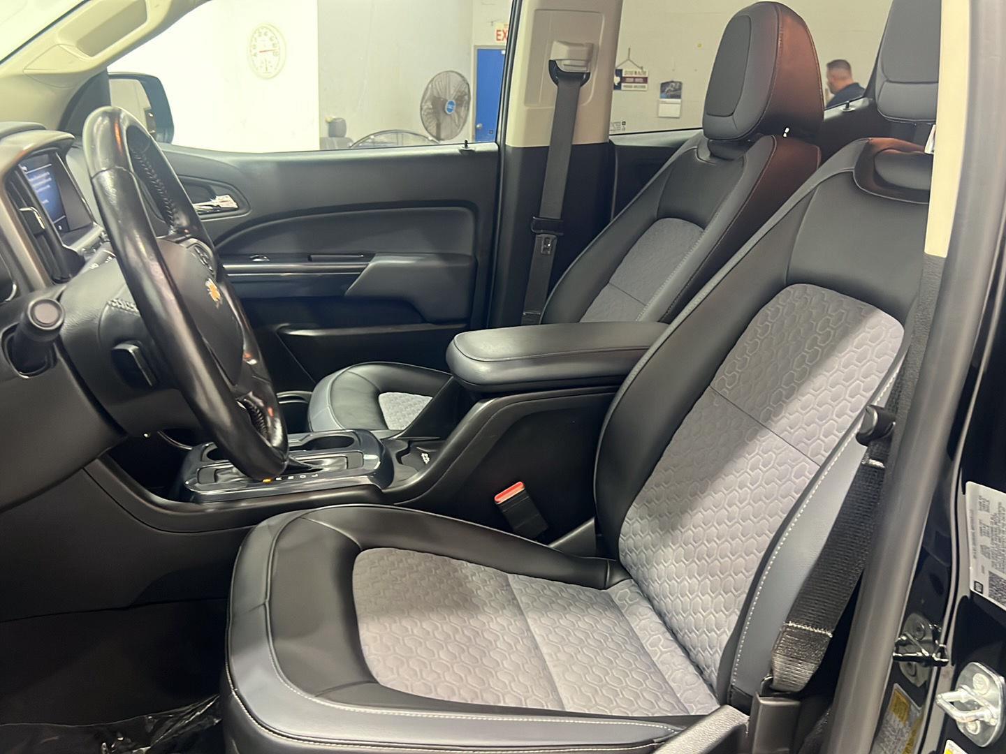 2022 Chevrolet Colorado LT photo 49