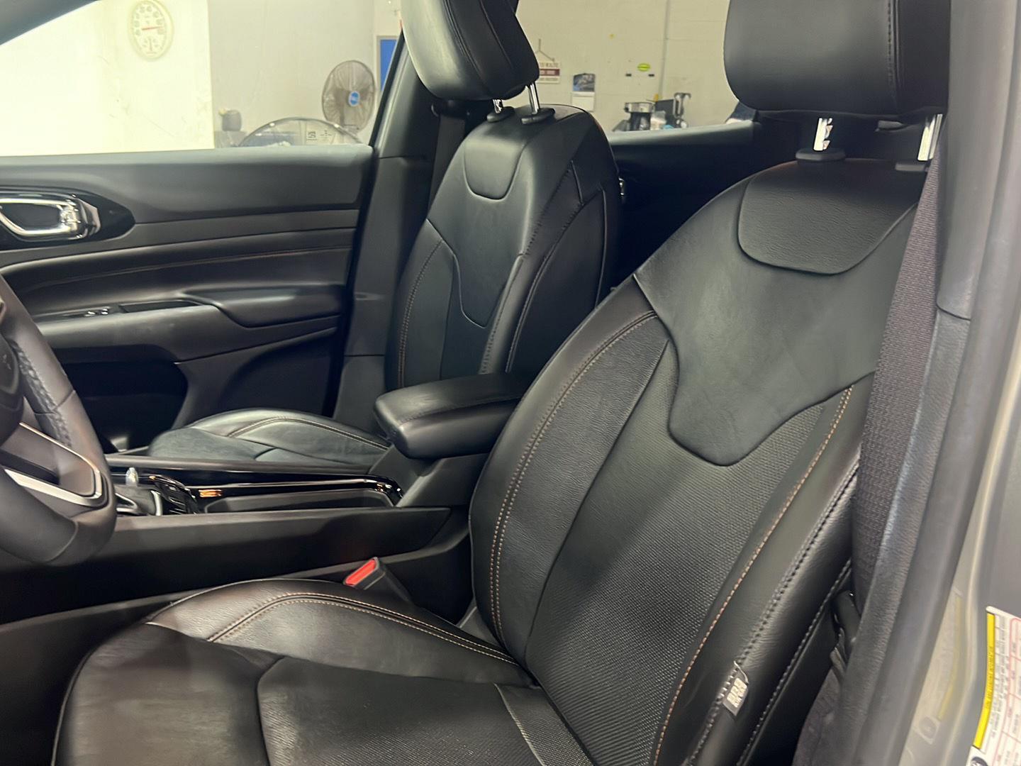 2023 Jeep Compass Red Edition photo 12