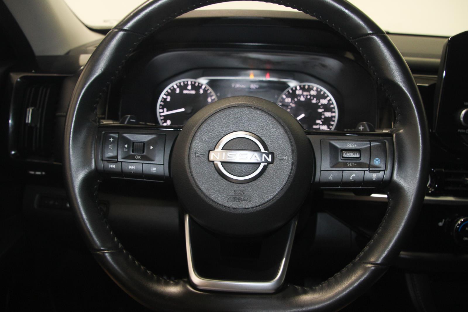 2023 Nissan Pathfinder SV photo 13