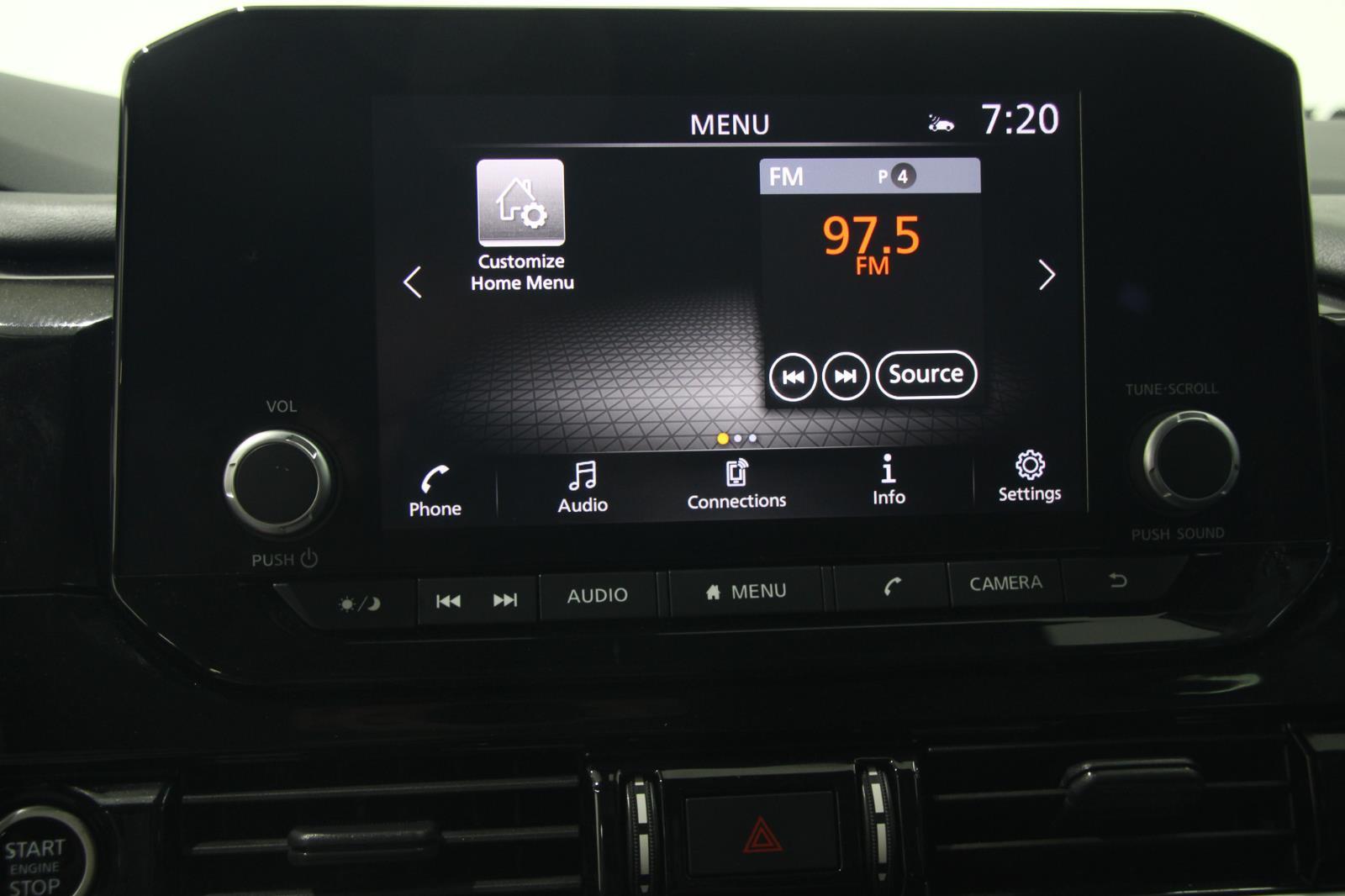 2023 Nissan Pathfinder SV photo 7