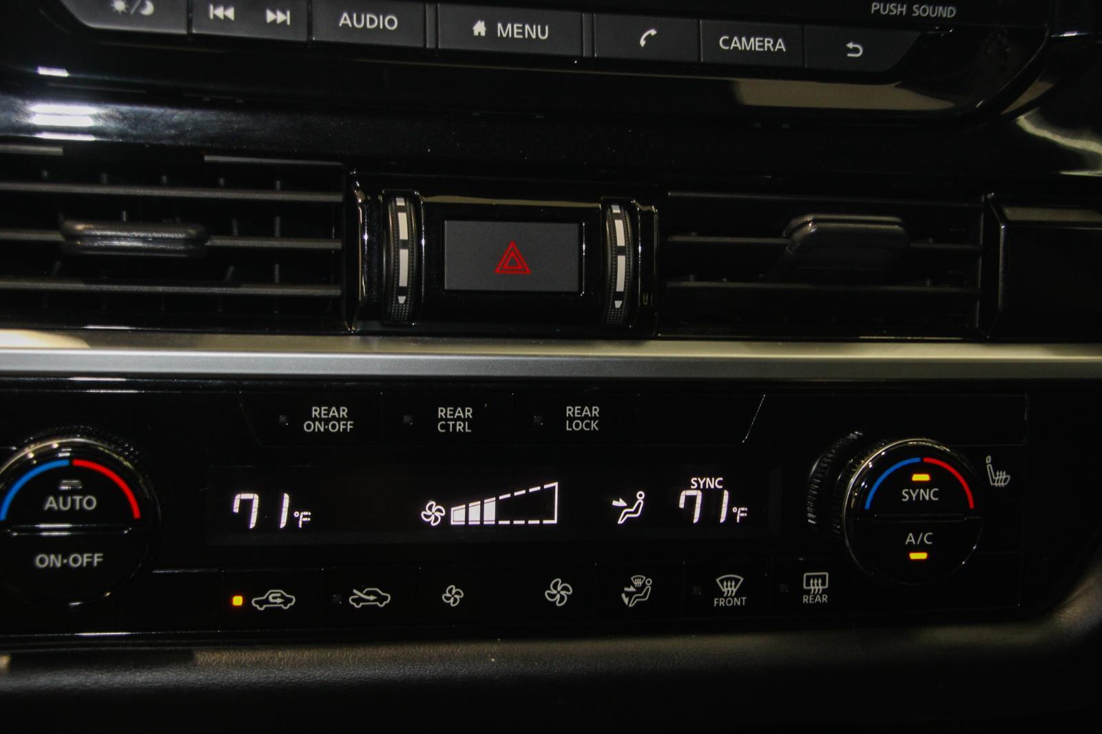 2023 Nissan Pathfinder SV photo 9