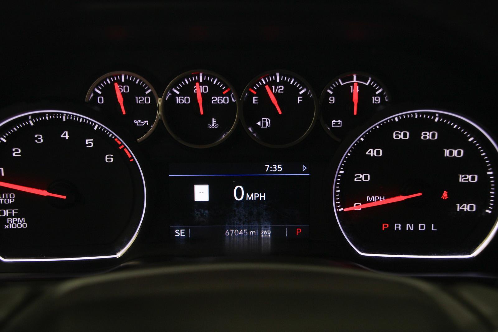 2023 Chevrolet Silverado 1500 RST photo 8