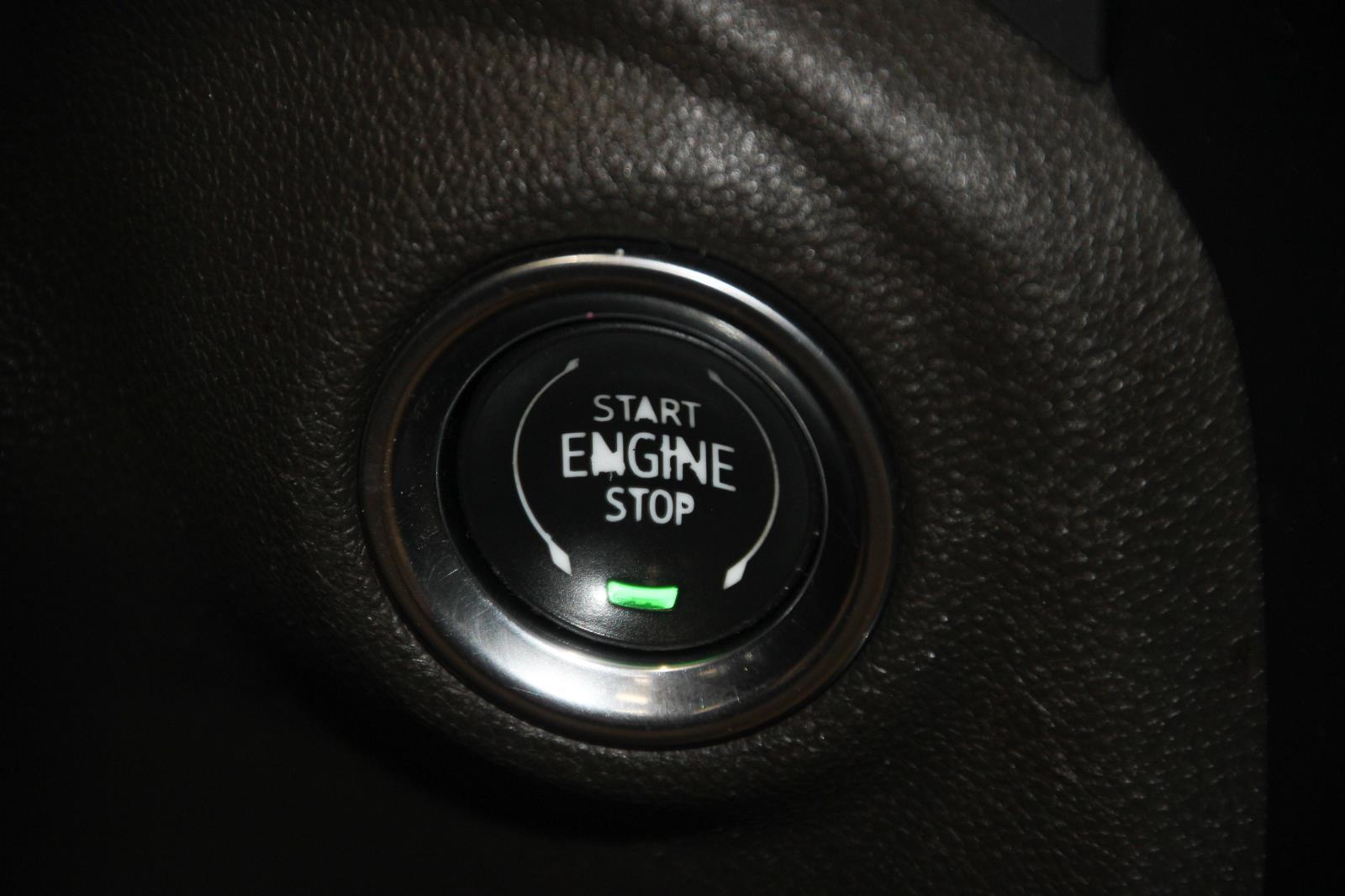 2023 Chevrolet Silverado 1500 RST photo 12