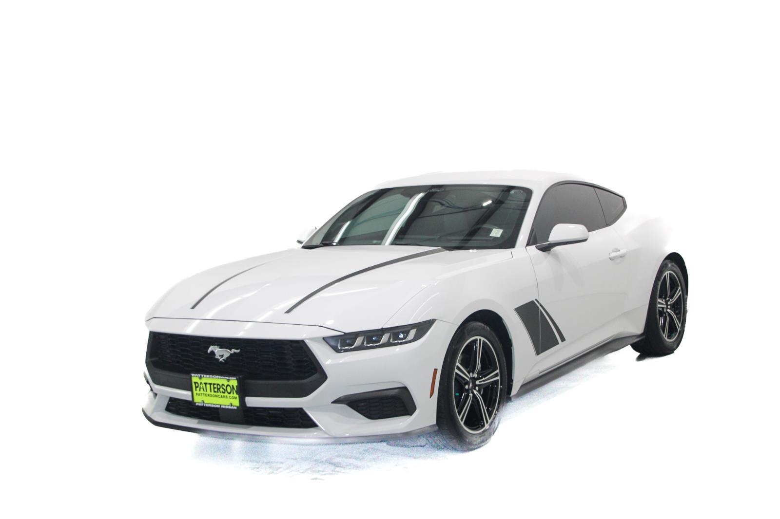 2024 Ford Mustang EcoBoost photo 4