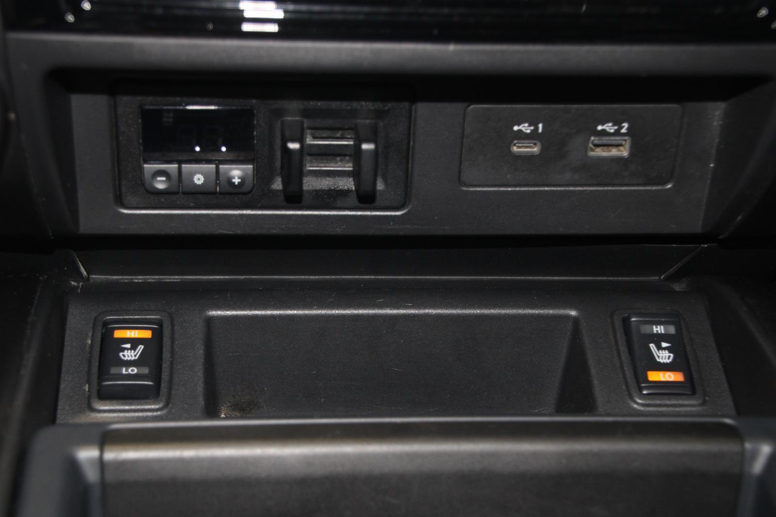 2022 Nissan Titan PRO-4X photo 52