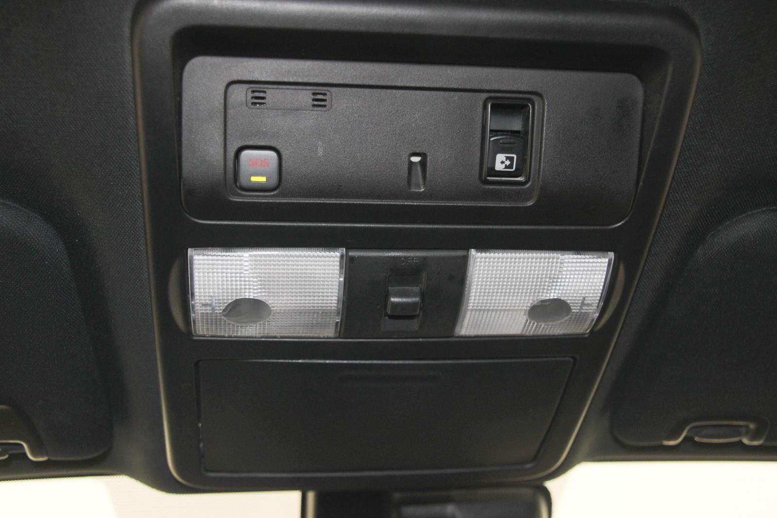 2022 Nissan Titan PRO-4X photo 54