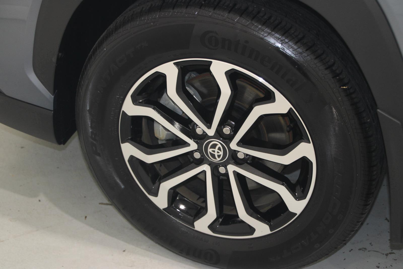 2023 Toyota Corolla Hybrid SE photo 5
