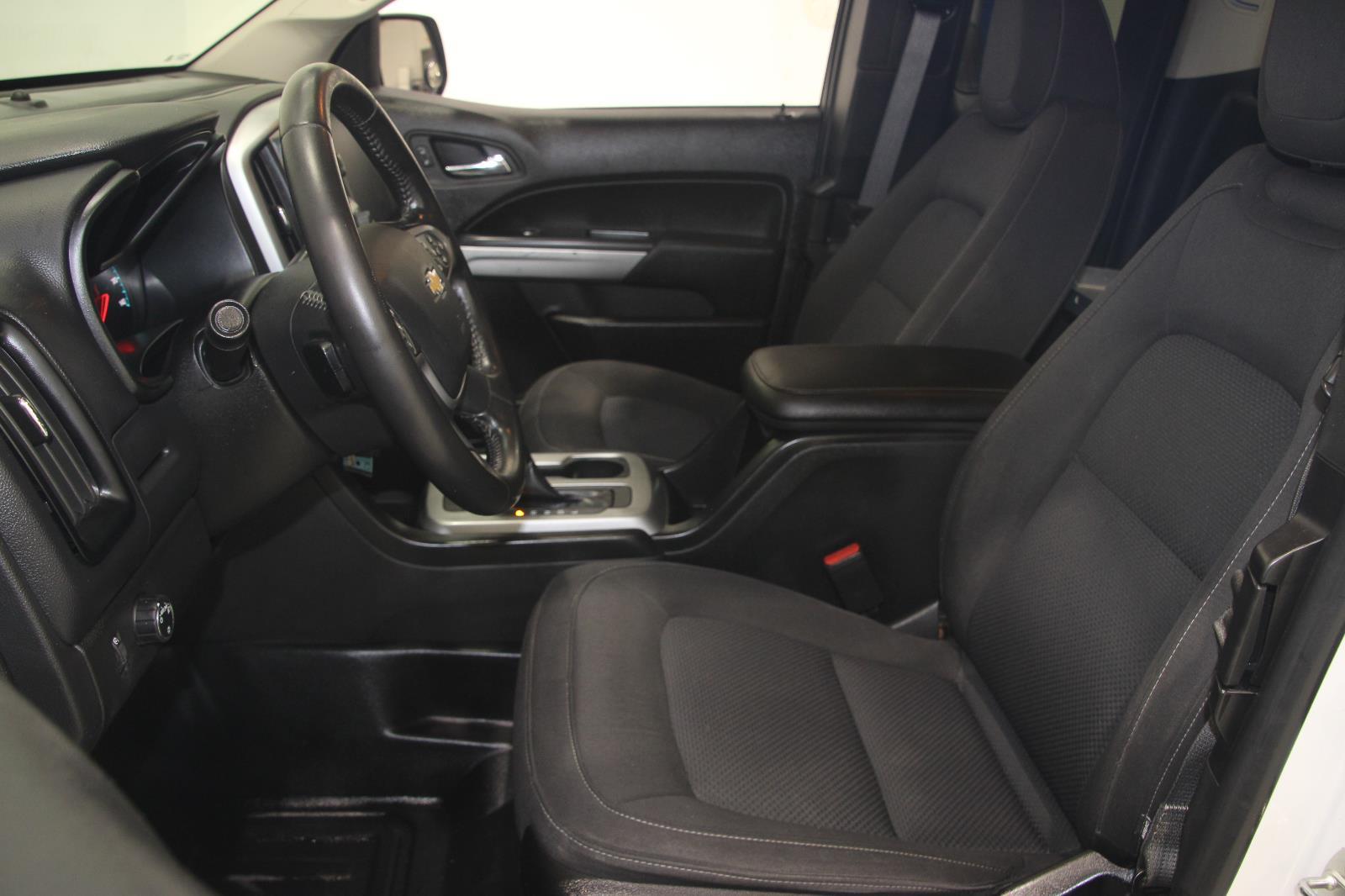2022 Chevrolet Colorado LT photo 15