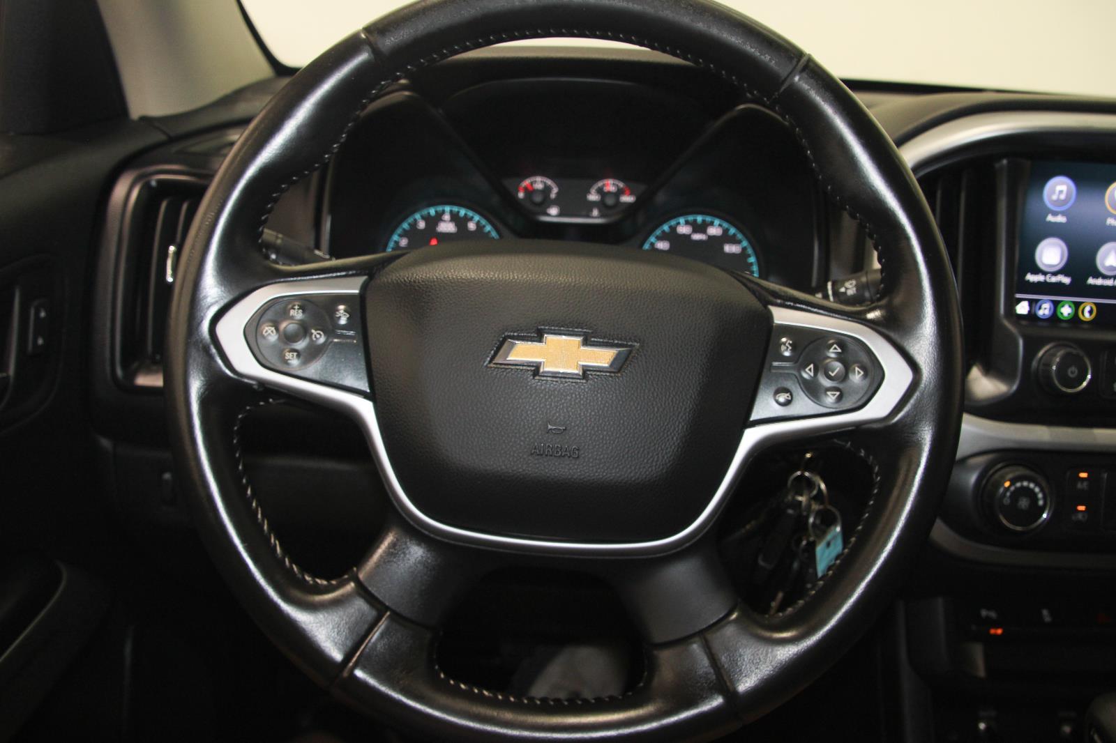 2022 Chevrolet Colorado LT photo 13