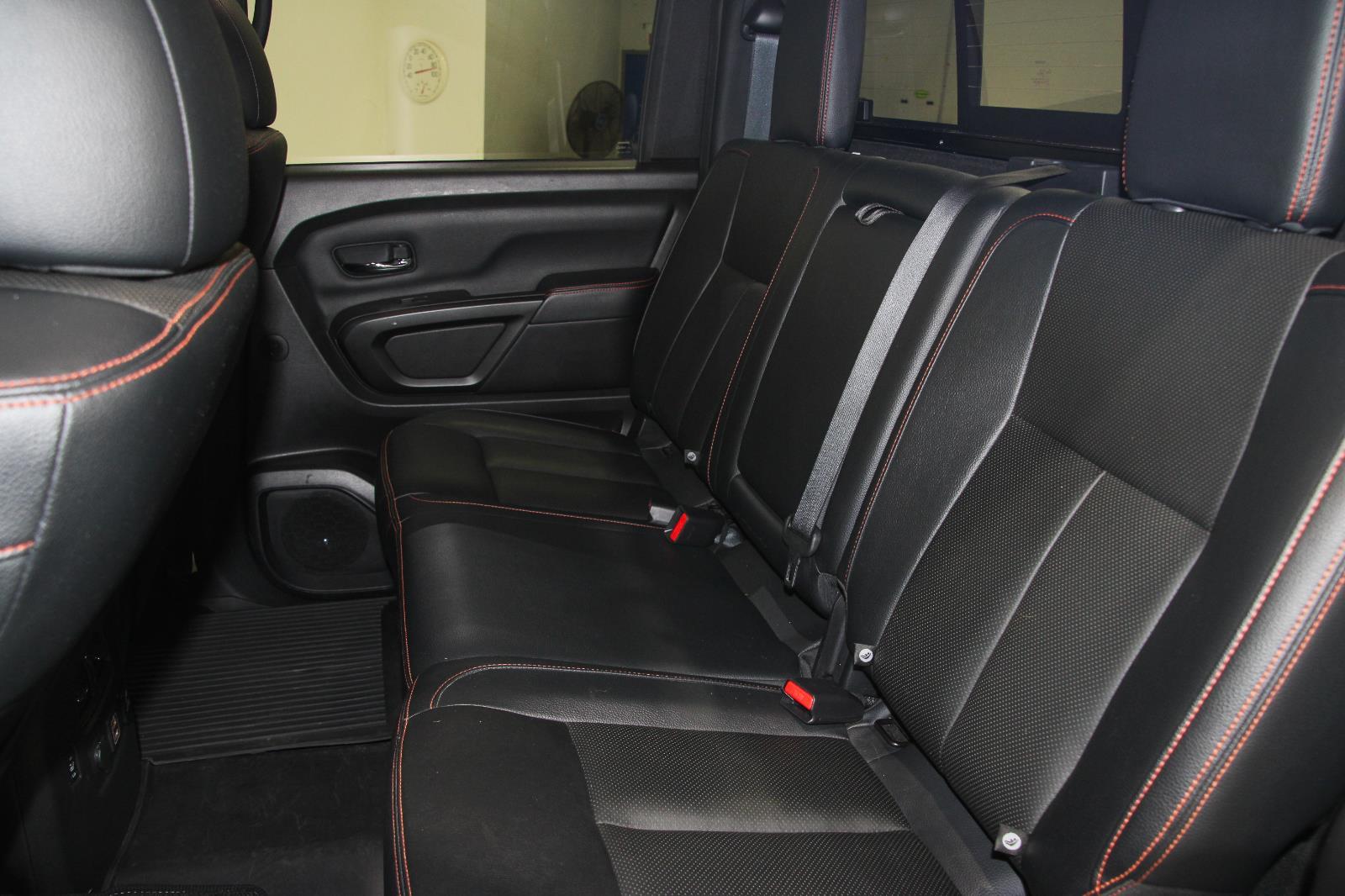 2022 Nissan Titan PRO-4X photo 19
