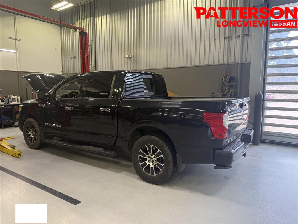 2020 Nissan Titan SV Crew Cab RWD