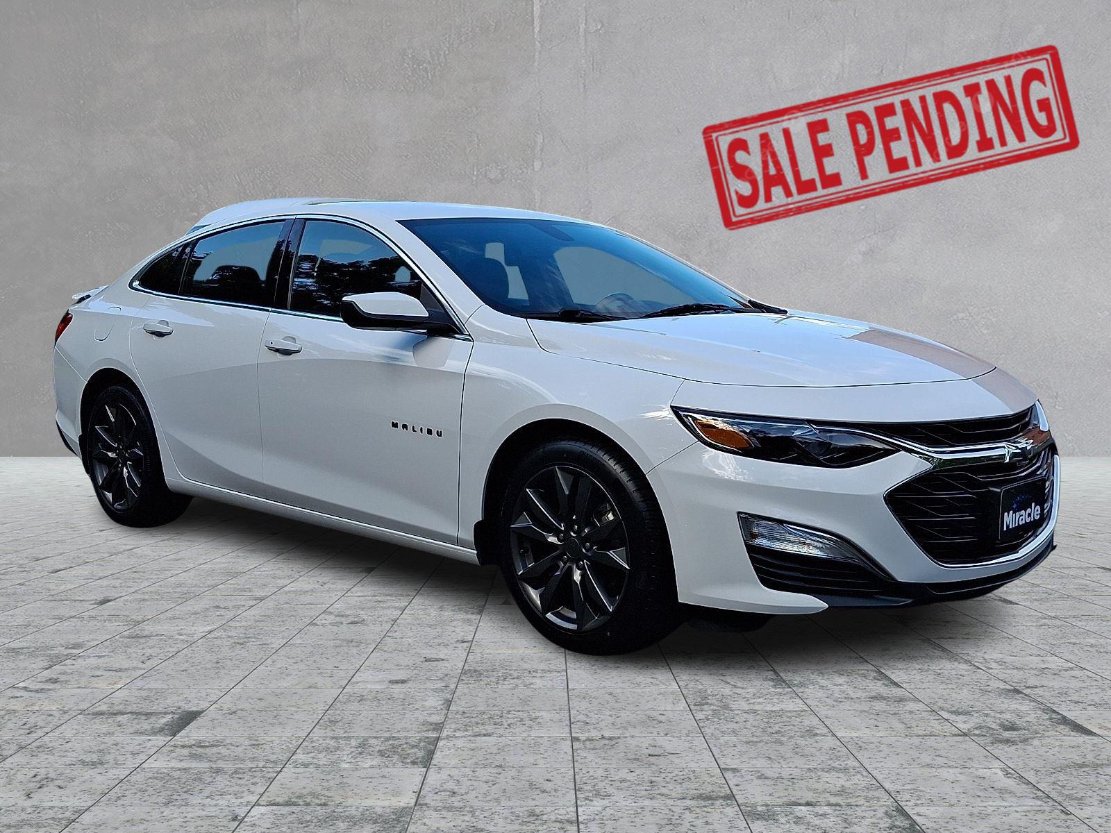 Summit White 2020 Chevrolet Malibu Sedan Front-Wheel Drive Continuously Variable Transmission