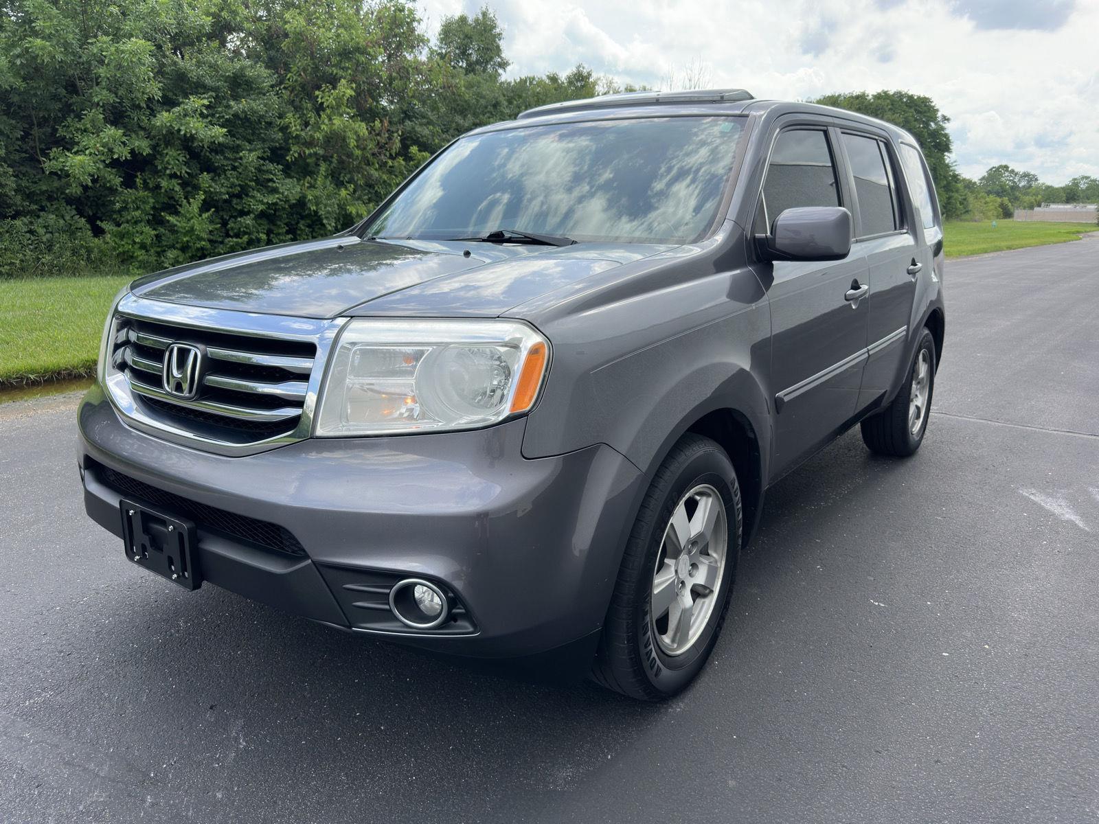 2014 Honda Pilot Gris (Modern Steel Metallic) SUV/Crossover Tracción delantera Automática