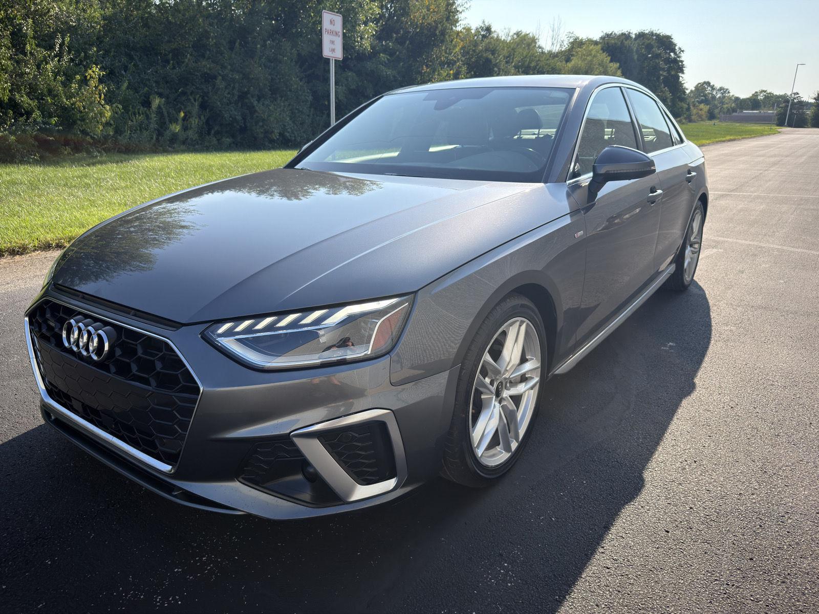 Daytona Gray Pearl Effect 2022 Audi A4 Sedan All-Wheel Drive Automatic