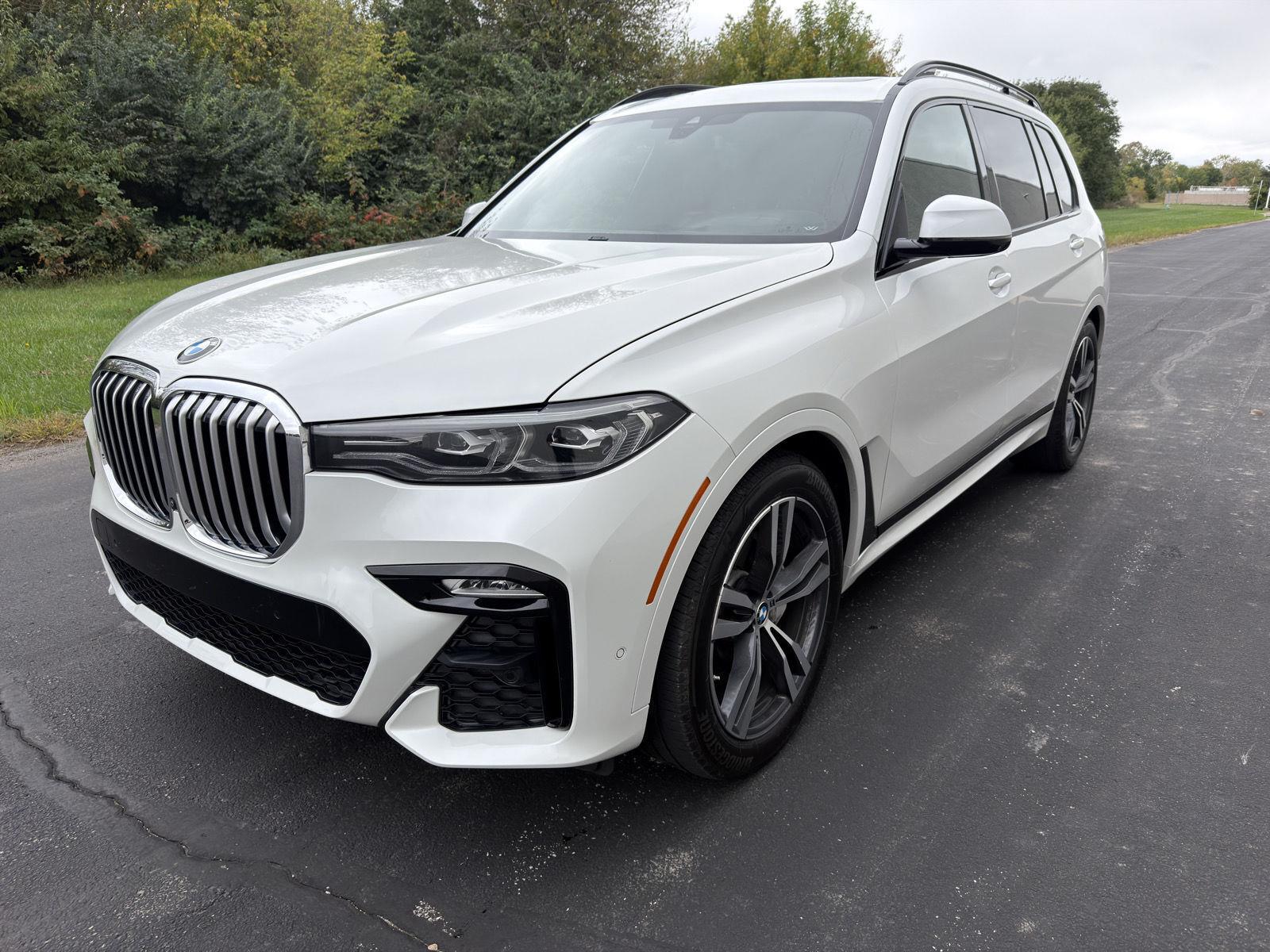 2022 BMW X7 xDrive40i AWD