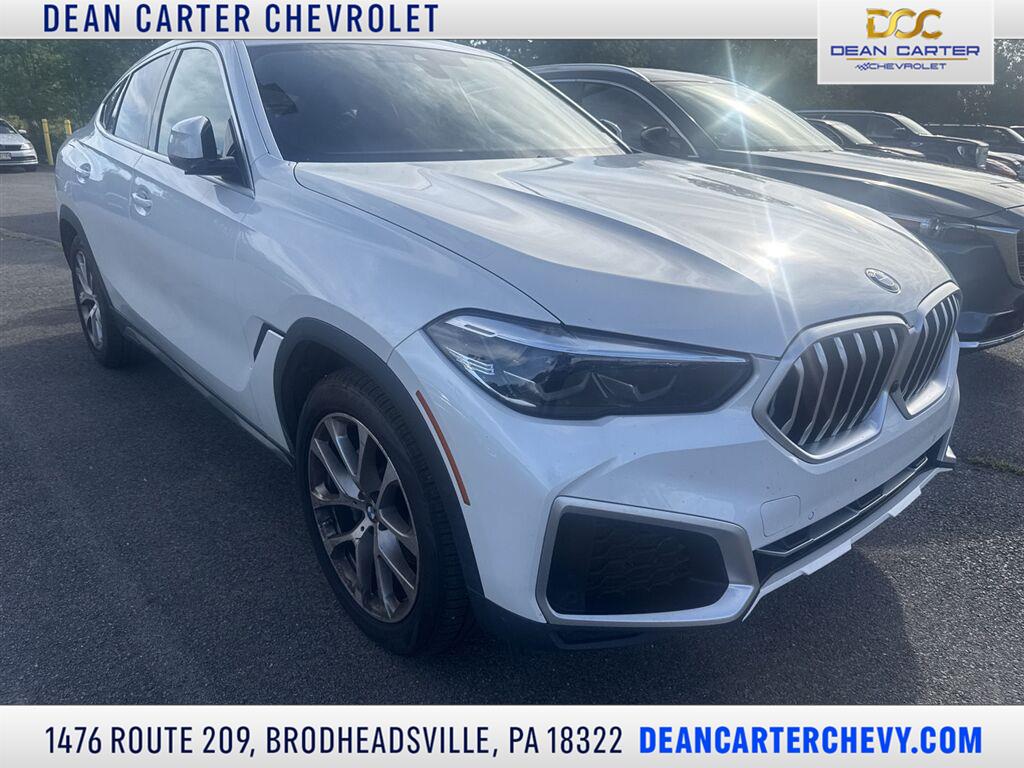 Mineral White Metallic 2022 BMW X6 SUV / Crossover All-Wheel Drive Automatic