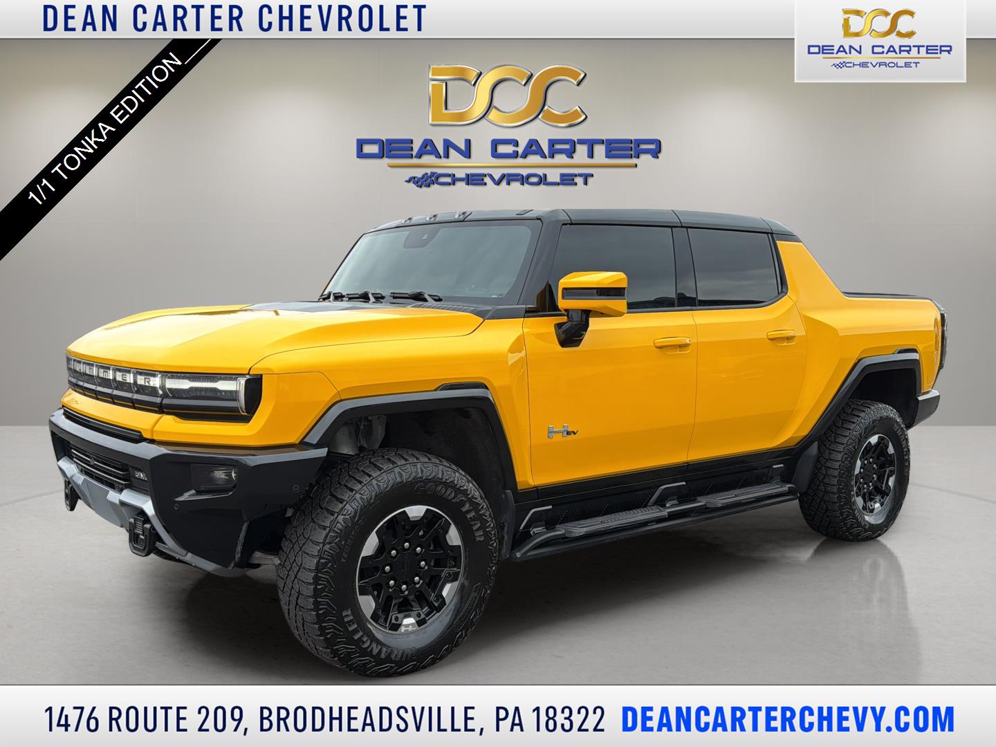 Interstellar White 2023 GMC Hummer EV Pickup 3X Crew Cab AWD Pickup Truck All-Wheel Drive Automatic