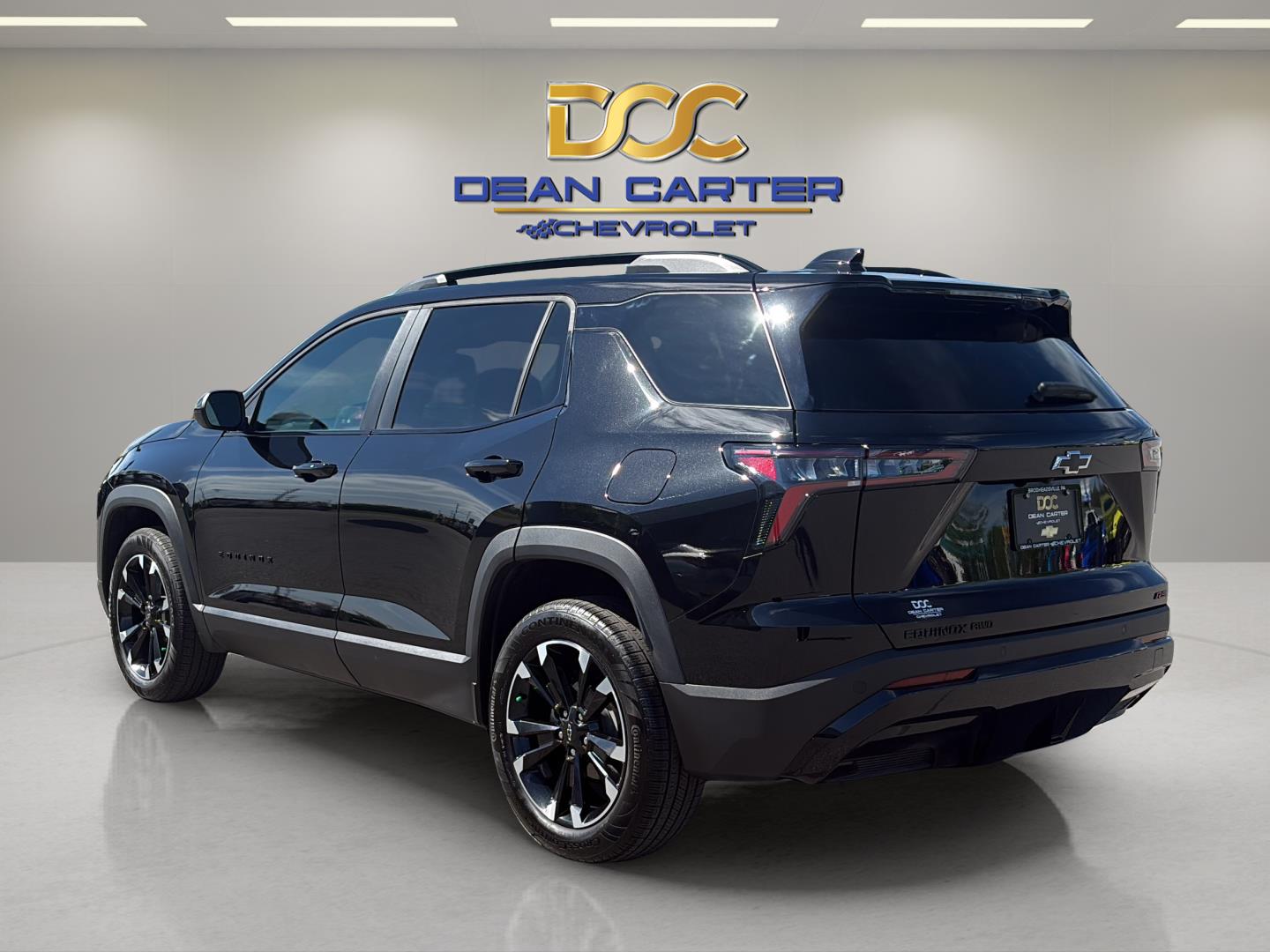 View vehicle photo 3