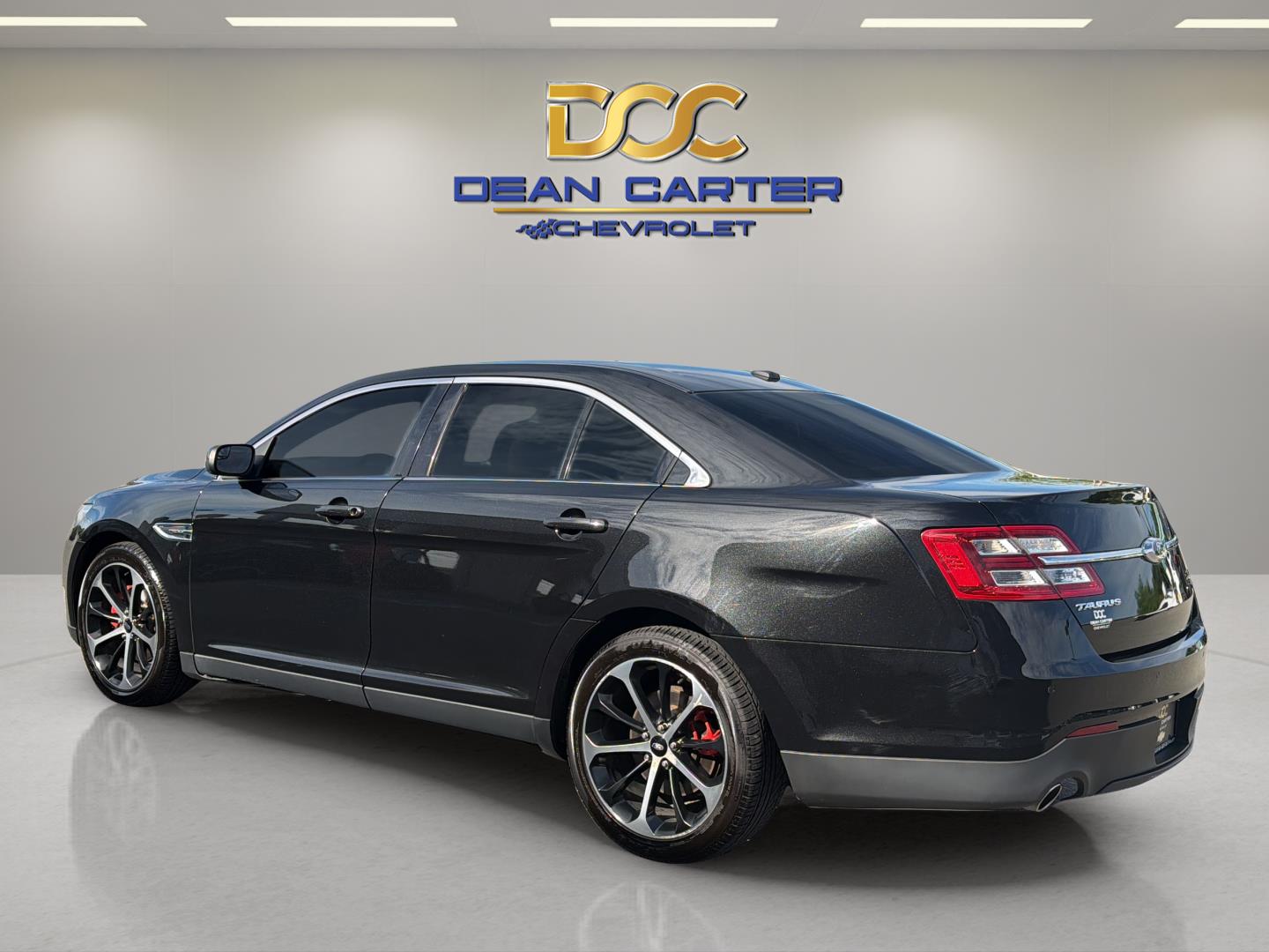 View vehicle photo 3