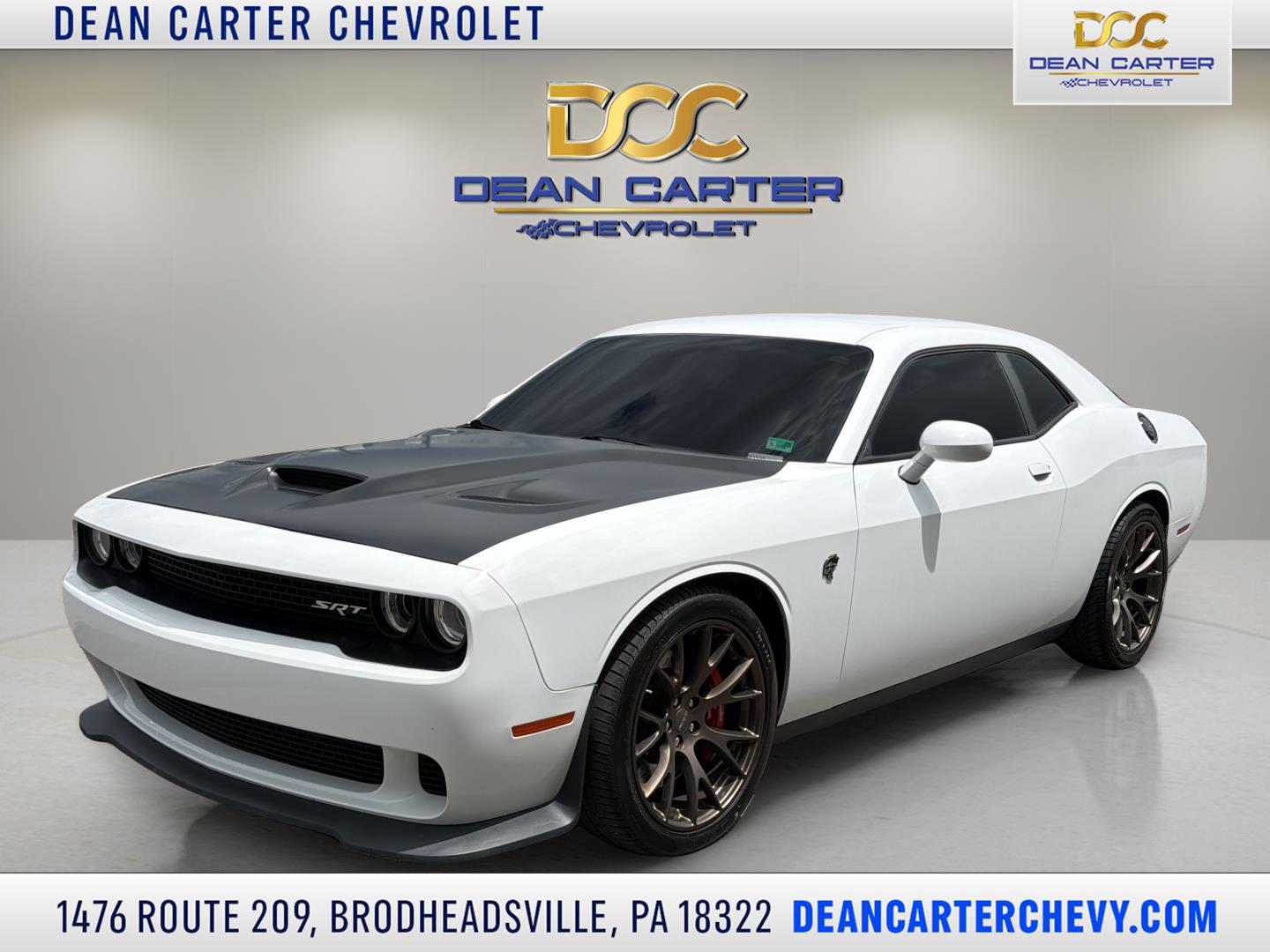 Bright White Clearcoat 2015 Dodge Challenger SRT Hellcat RWD Coupe Rear-Wheel Drive 6-Speed Manual