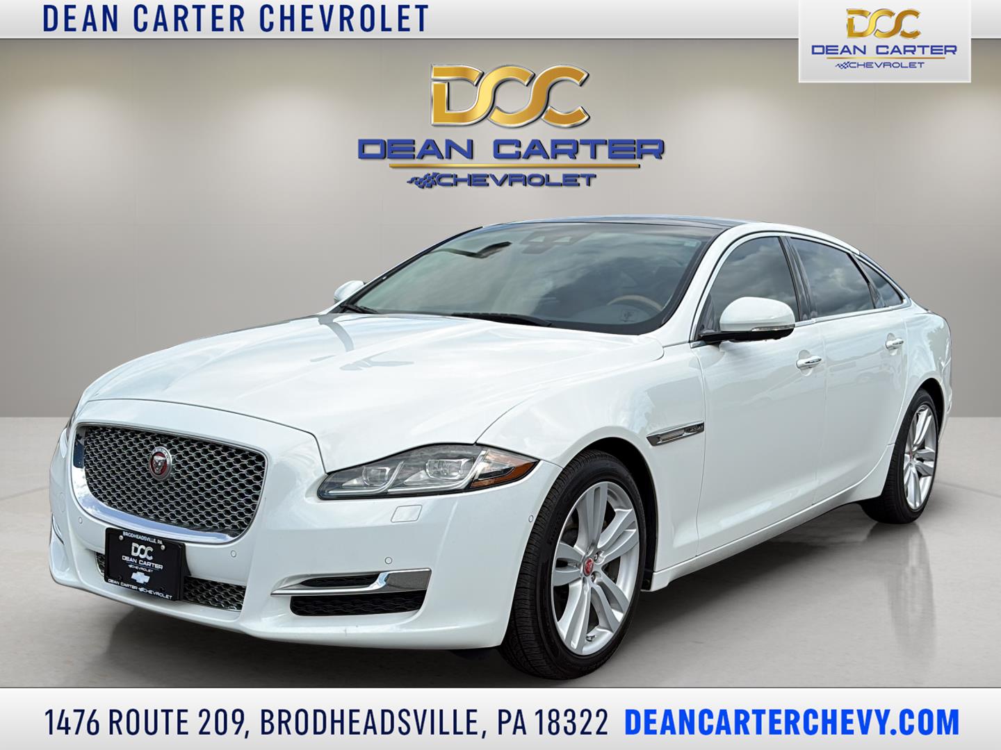 Fuji White 2018 Jaguar XJ-Series Sedan All-Wheel Drive Automatic
