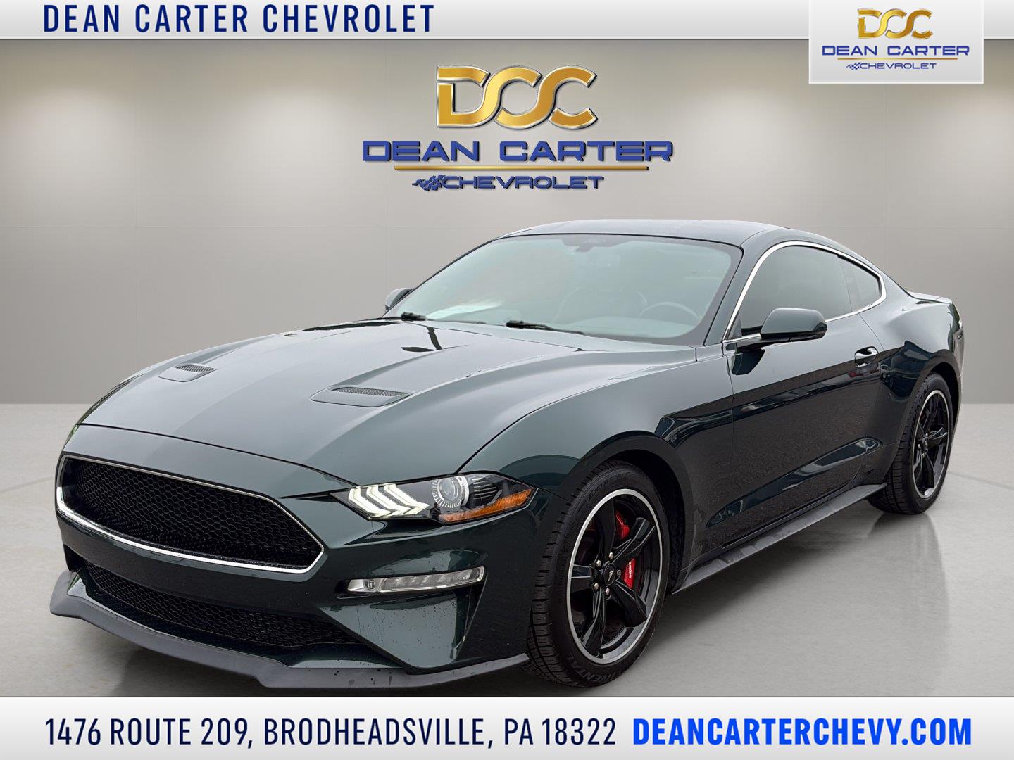 2019 Ford Mustang Verde (Dark Highland Green Metallic) Coupé Tracción trasera 6 velocidades Manual