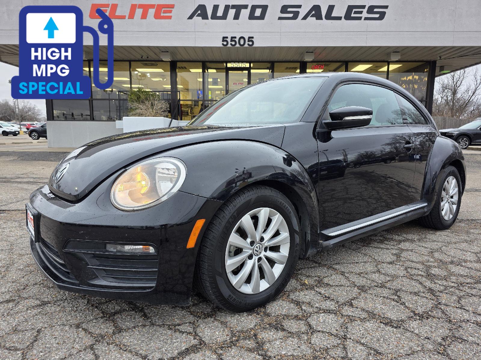 2019 Volkswagen Beetle 2.0T S Hatchback FWD