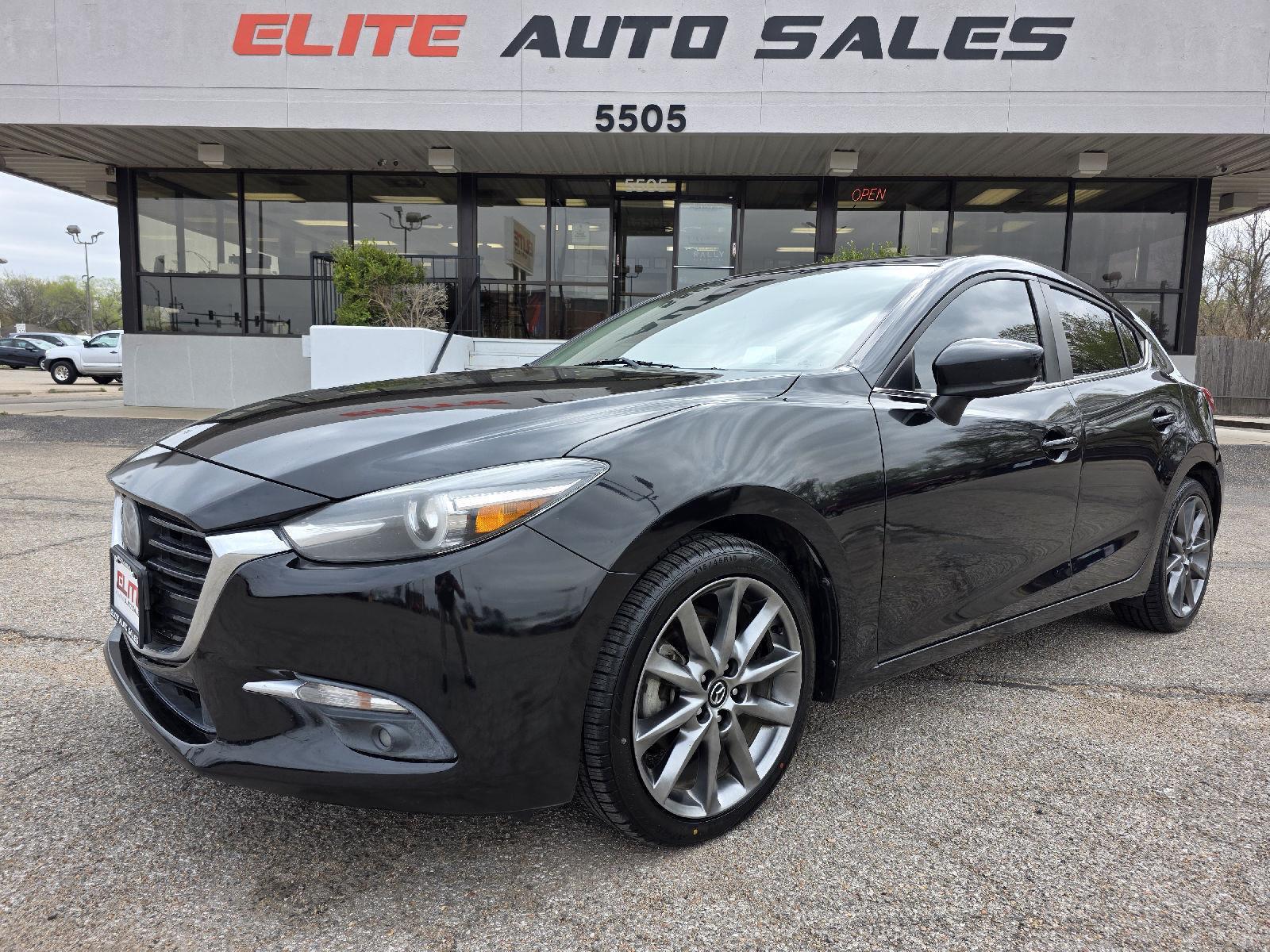 Jet Black Mica 2018 Mazda MAZDA3 Grand Touring Hatchback Hatchback Front-Wheel Drive Automatic