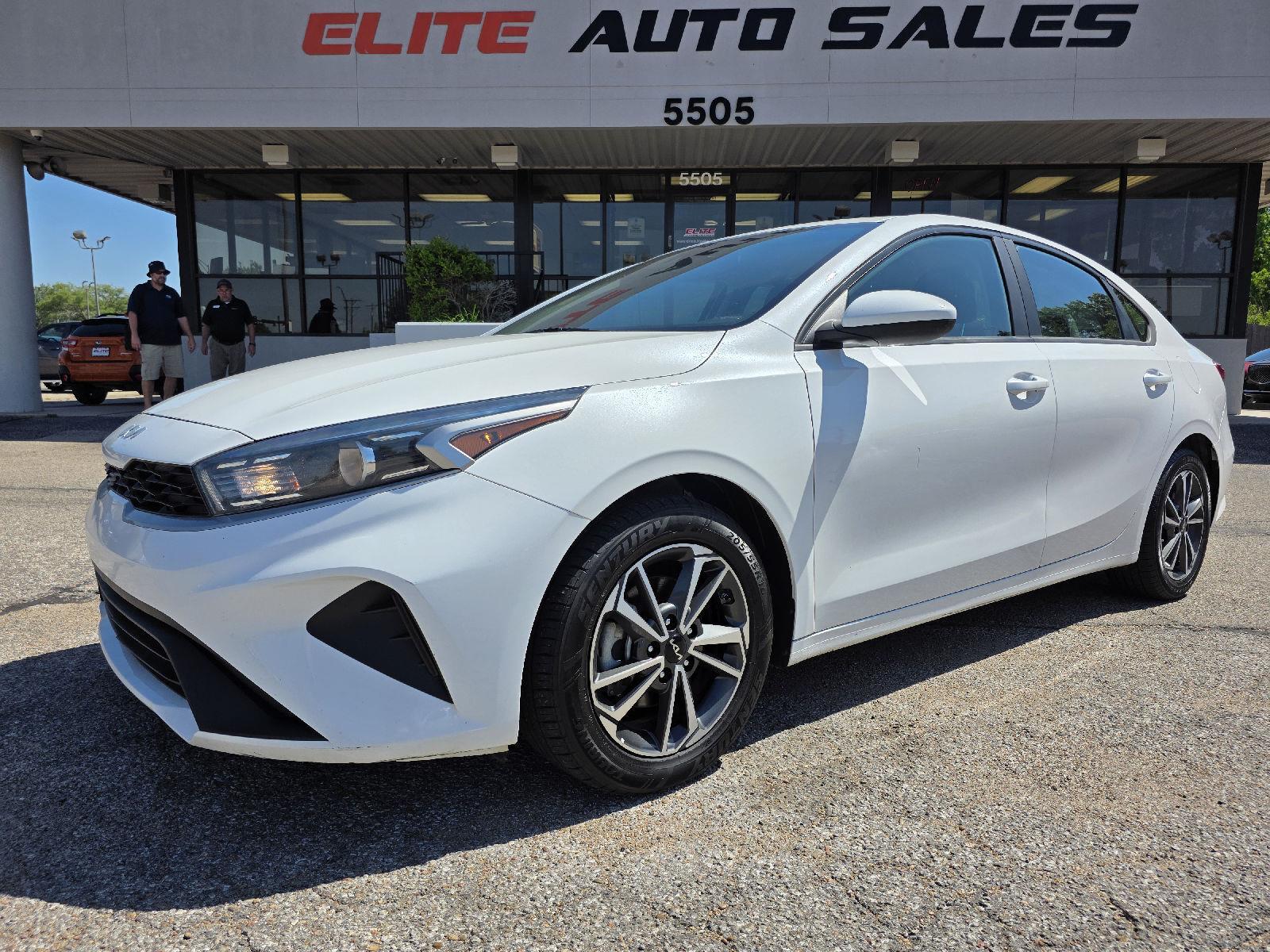 2022 Kia Forte LXS FWD