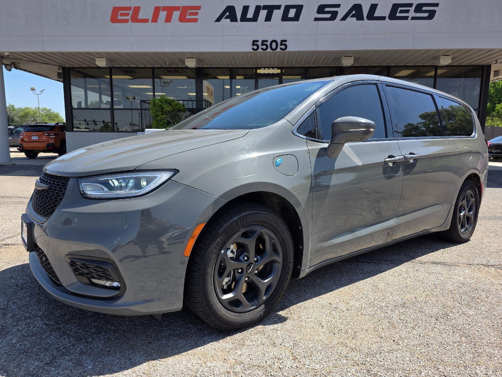 Ceramic Gray Clearcoat 2022 Chrysler Pacifica Hybrid Touring L FWD Minivan Front-Wheel Drive Automatic