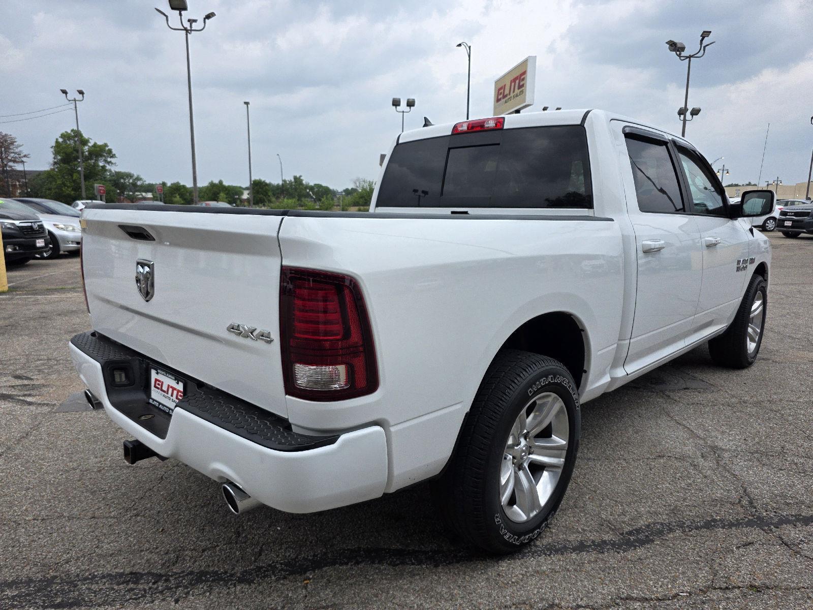 View vehicle photo 5