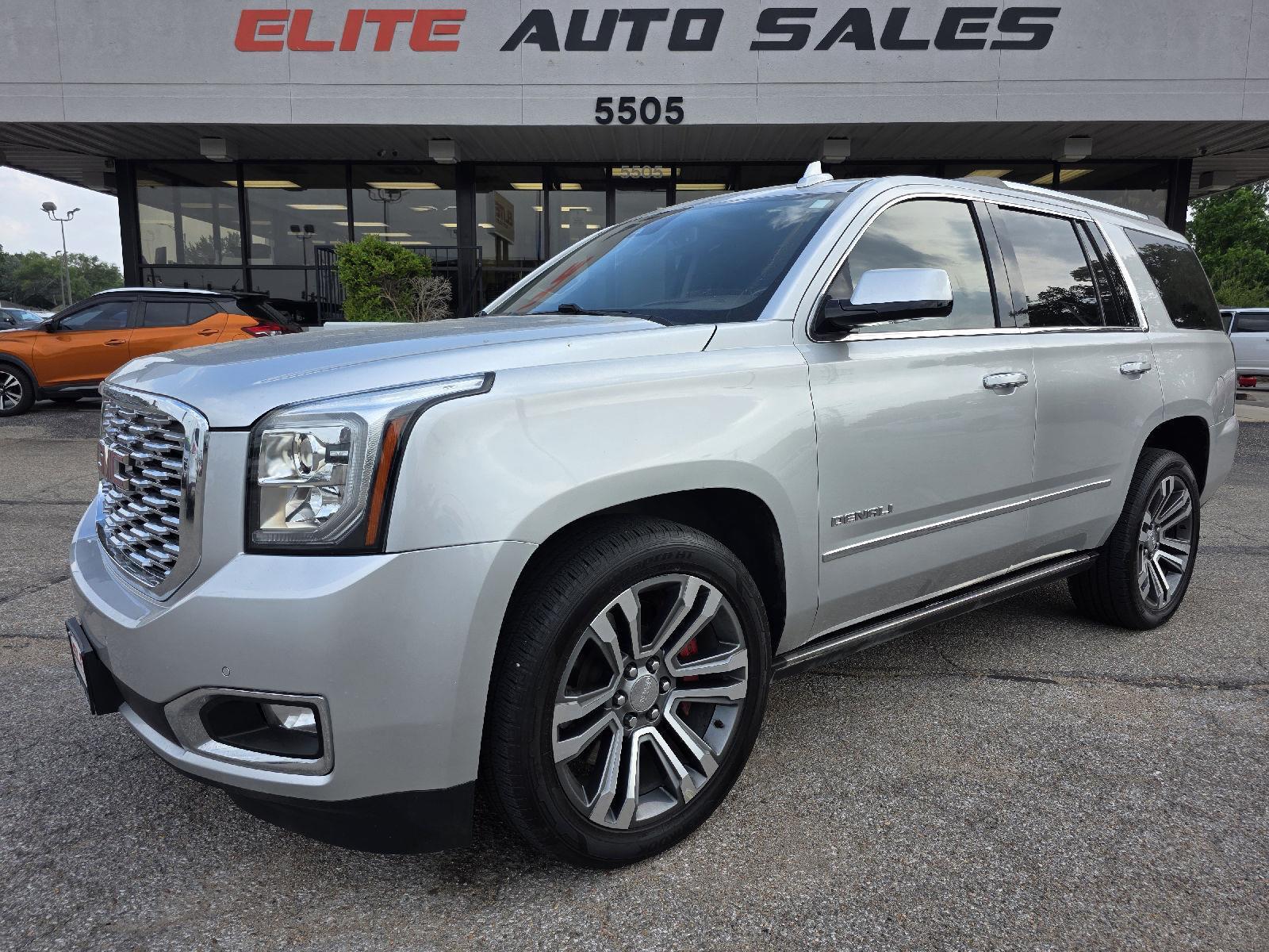 Quicksilver Metallic 2018 GMC Yukon Denali 4WD SUV / Crossover Four-Wheel Drive Automatic