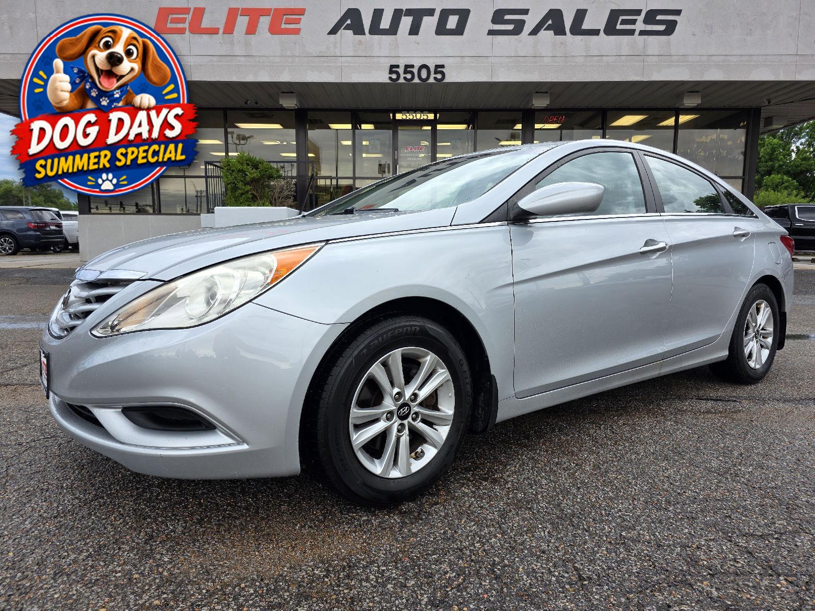 Radiant Silver Metallic 2012 Hyundai Sonata Sedan Front-Wheel Drive Automatic