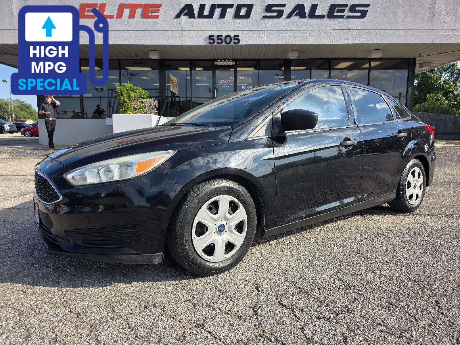 Shadow Black 2016 Ford Focus Sedan Front-Wheel Drive 5-Speed Manual