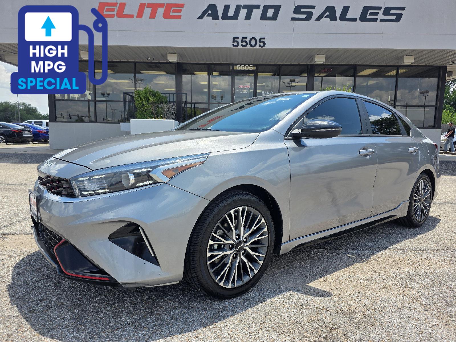 Steel Gray 2022 Kia Forte Sedan Front-Wheel Drive Continuously Variable Transmission