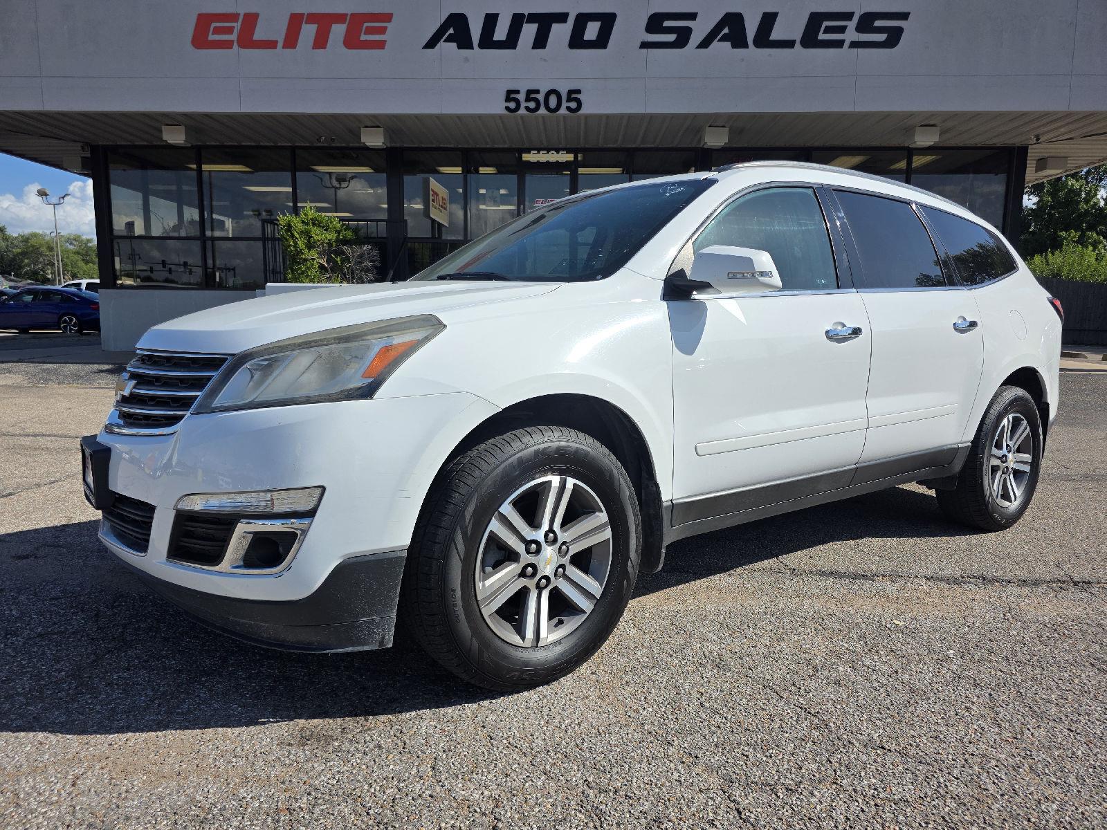 Summit White 2017 Chevrolet Traverse SUV / Crossover Front-Wheel Drive 6-Speed Automatic