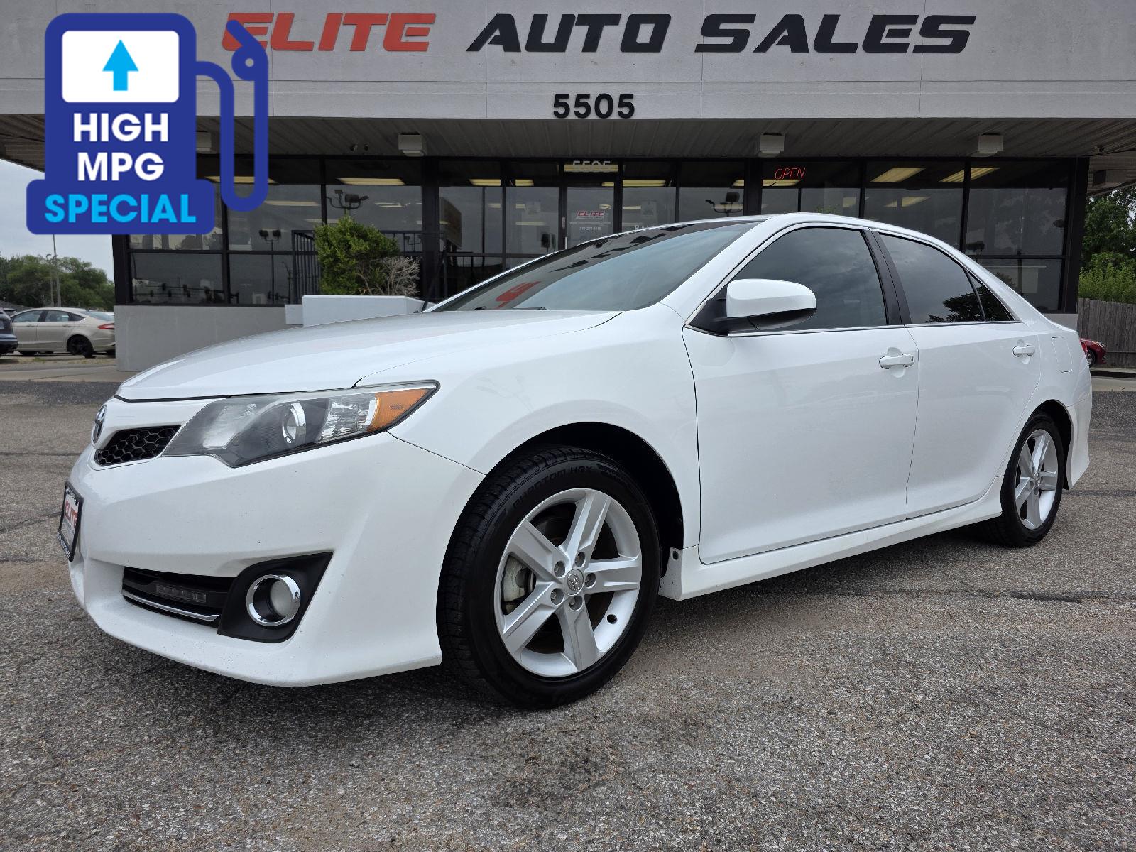 White 2013 Toyota Camry Sedan