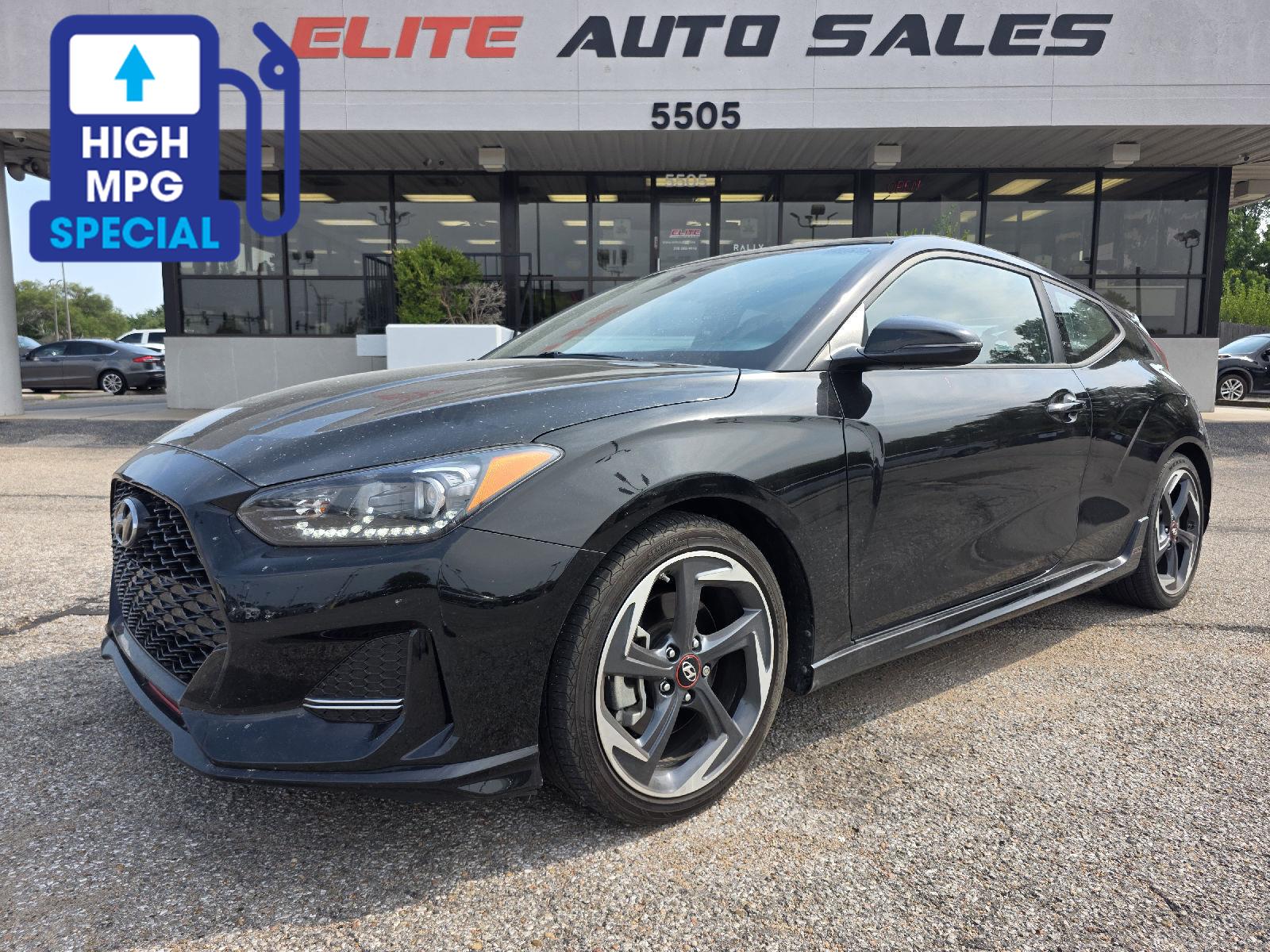 Ultra Black 2020 Hyundai Veloster Coupe Front-Wheel Drive Automatic