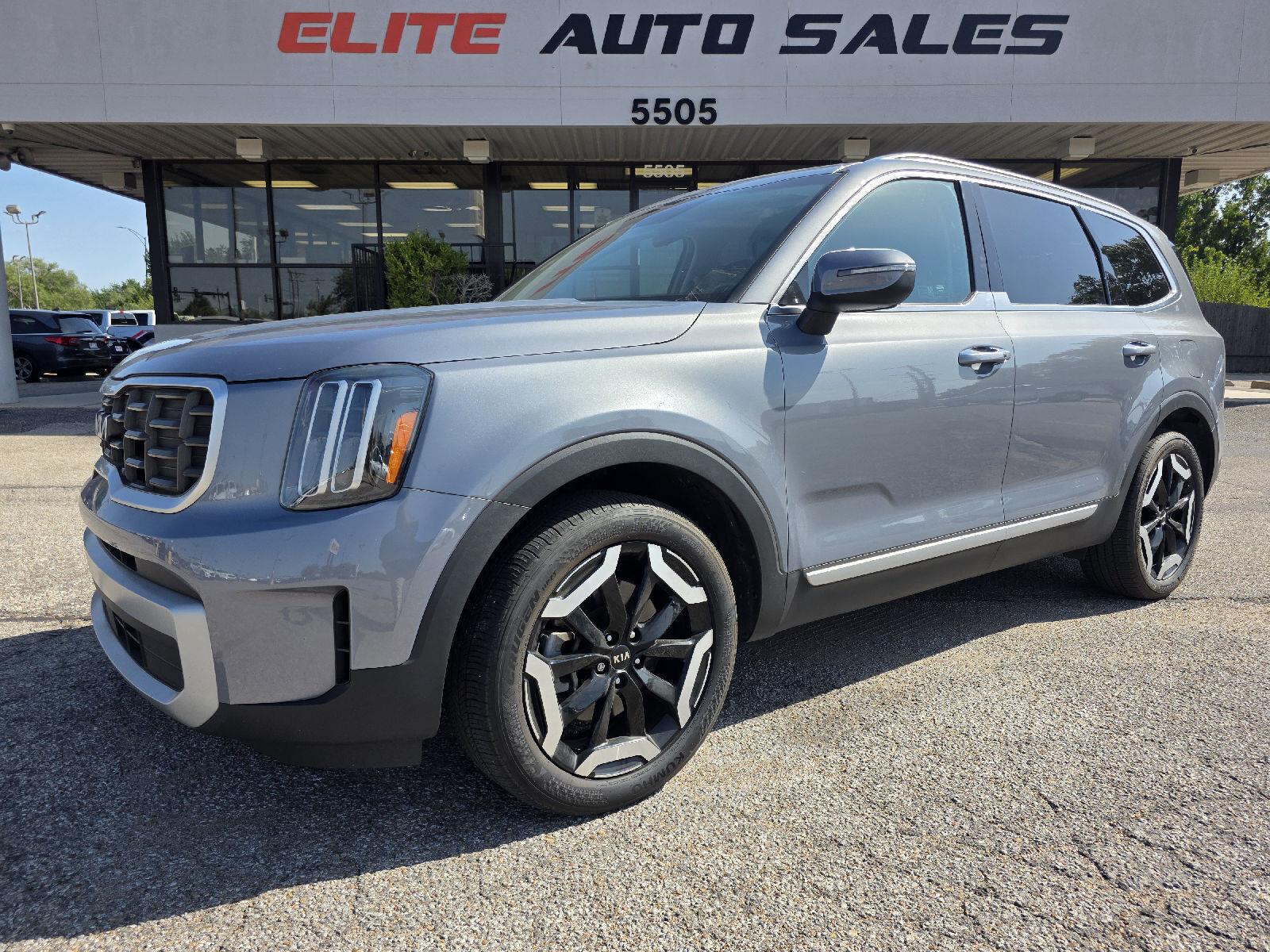 Everlasting Silver 2023 Kia Telluride SUV / Crossover Front-Wheel Drive Automatic