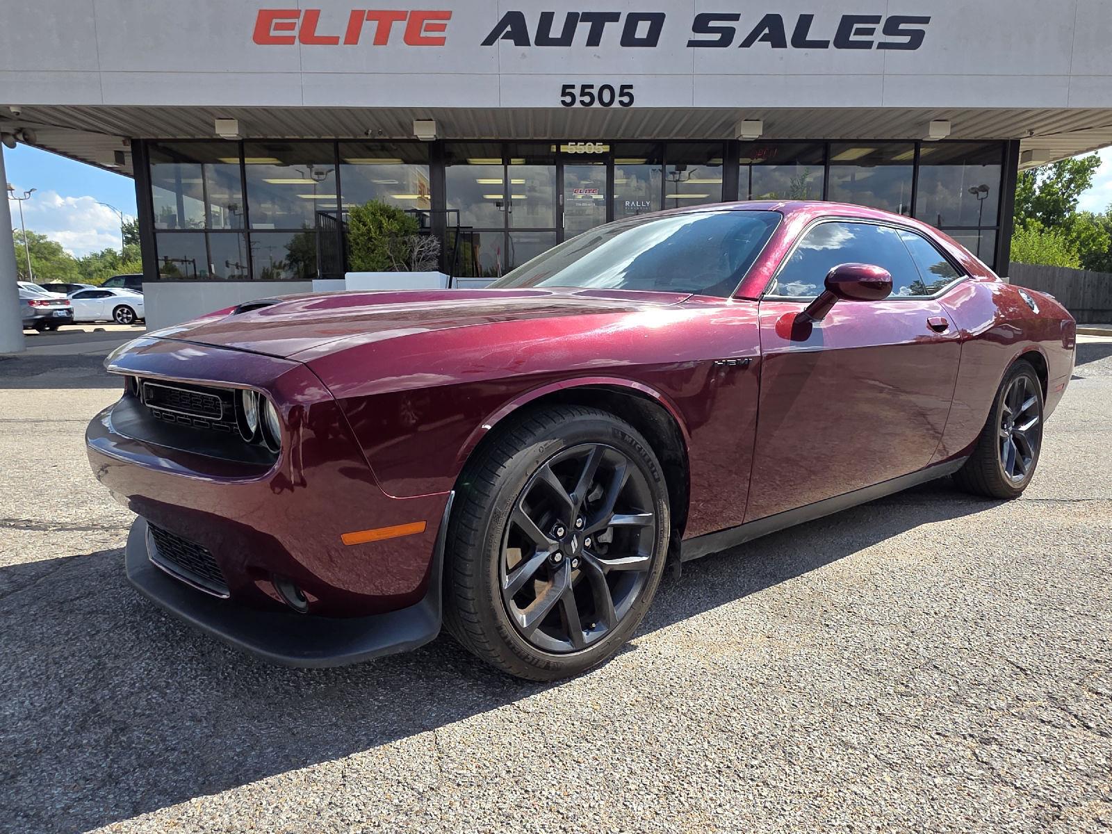 Octane Red Pearlcoat 2021 Dodge Challenger Coupe Rear-Wheel Drive 8-Speed Automatic