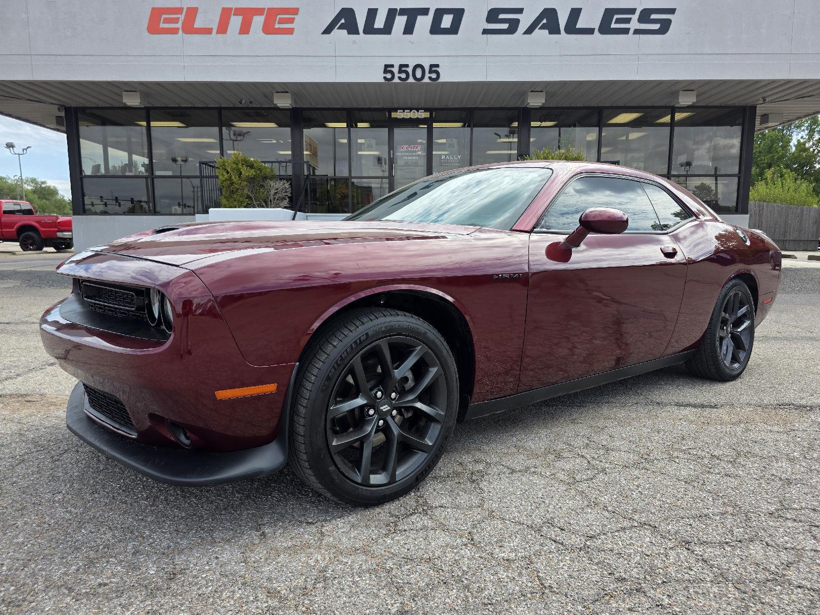 Octane Red Pearlcoat 2021 Dodge Challenger Coupe Rear-Wheel Drive 8-Speed Automatic