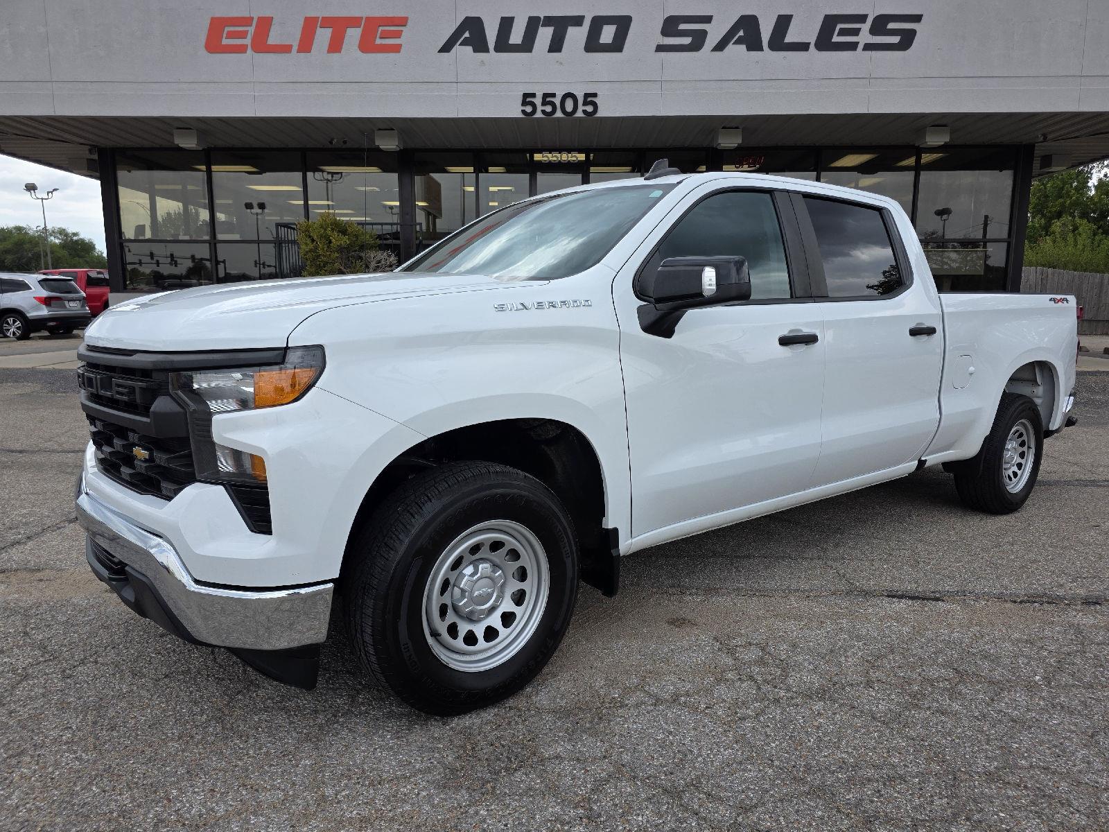 Summit White 2023 Chevrolet Silverado 1500 Pickup Truck Four-Wheel Drive Automatic