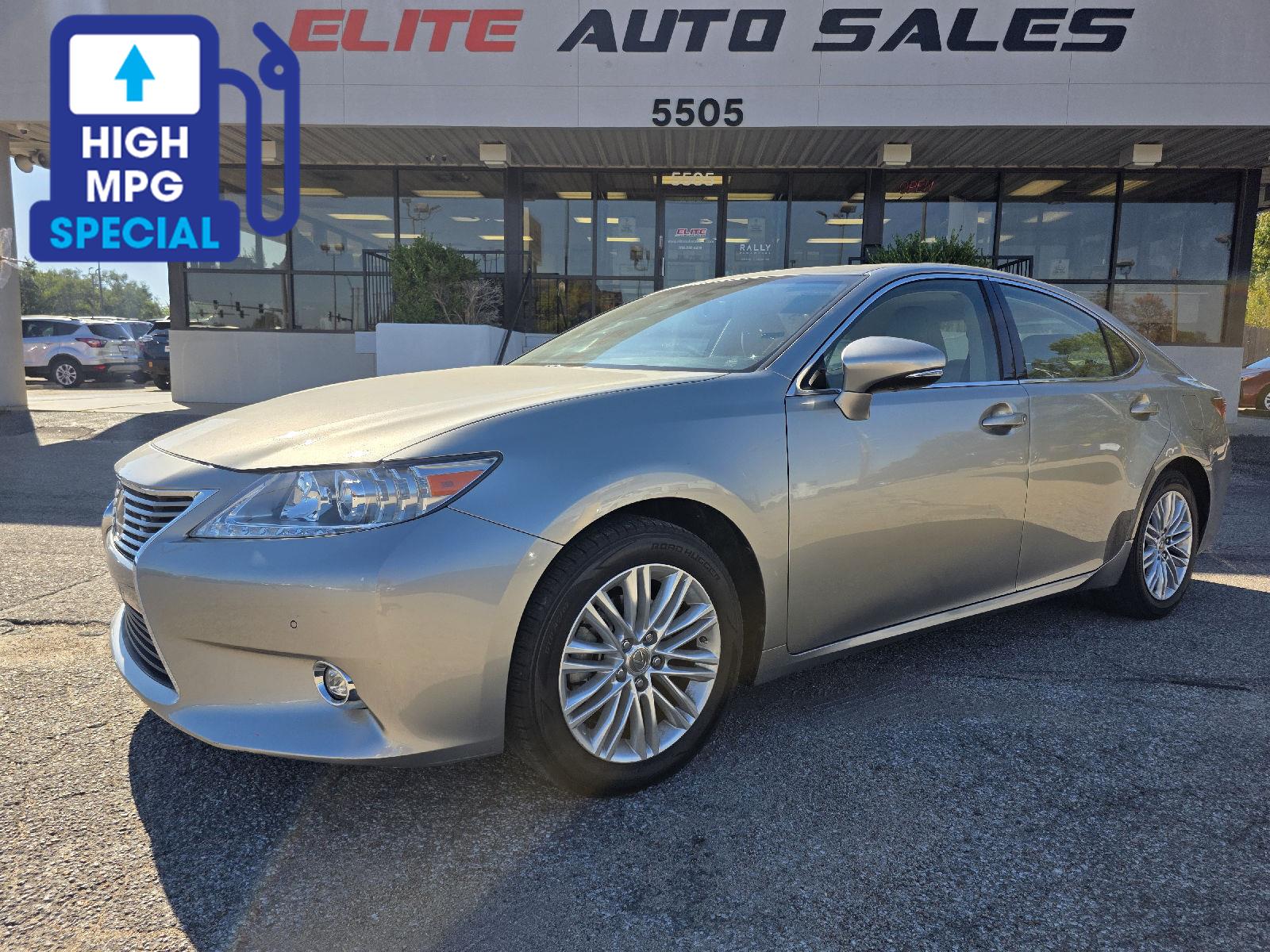 Silver 2015 Lexus ES Sedan Front-Wheel Drive