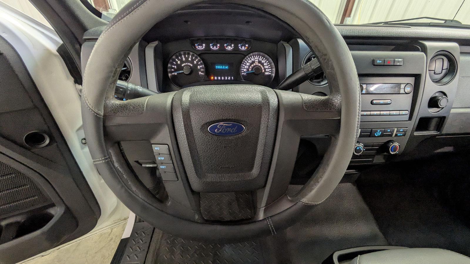 View vehicle photo 6