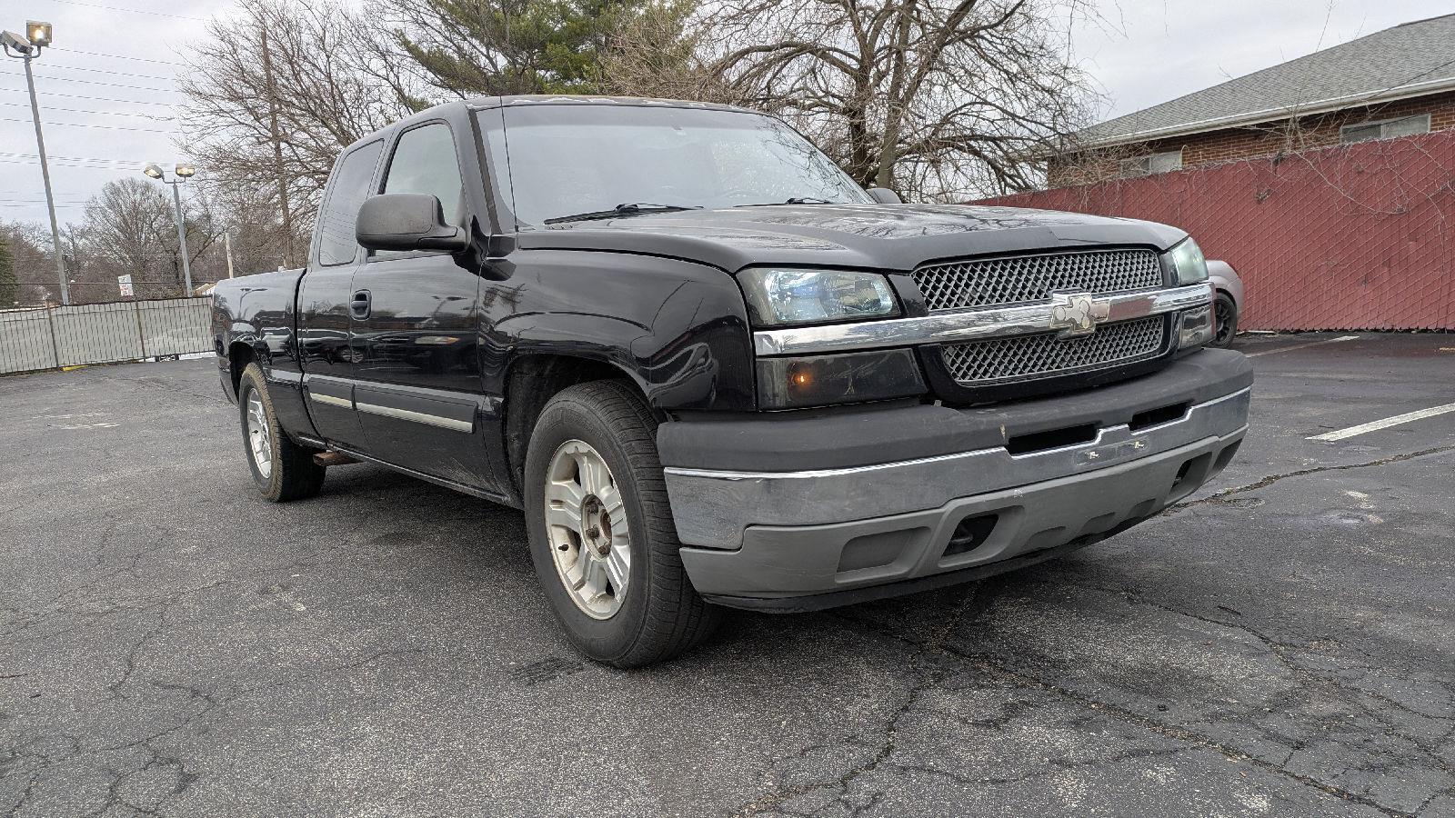 View vehicle photo 3