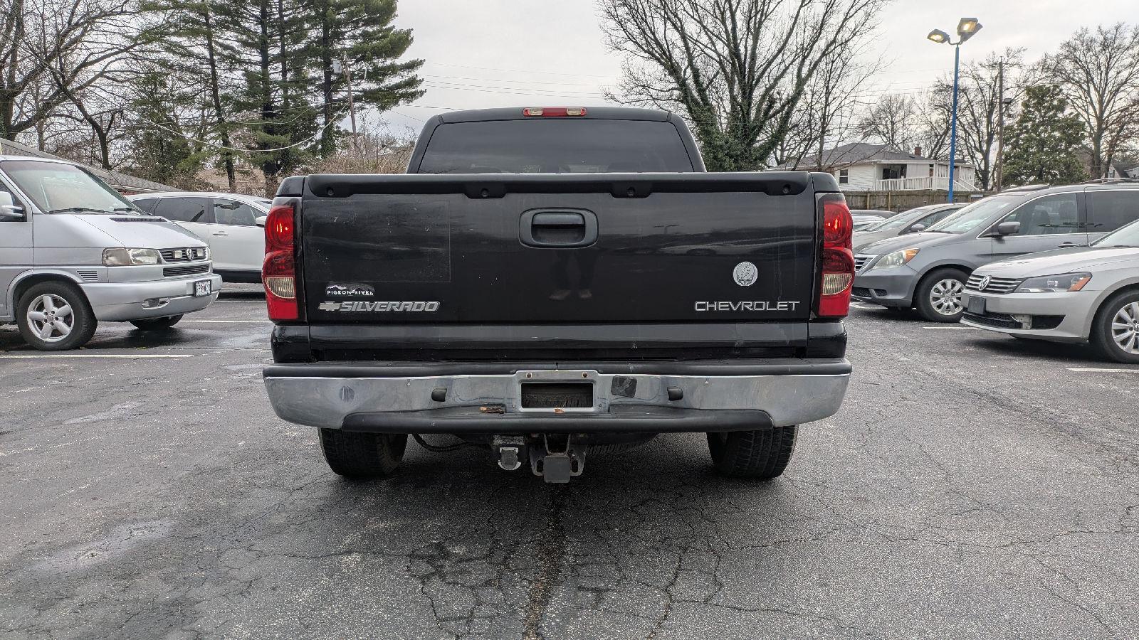 View vehicle photo 5