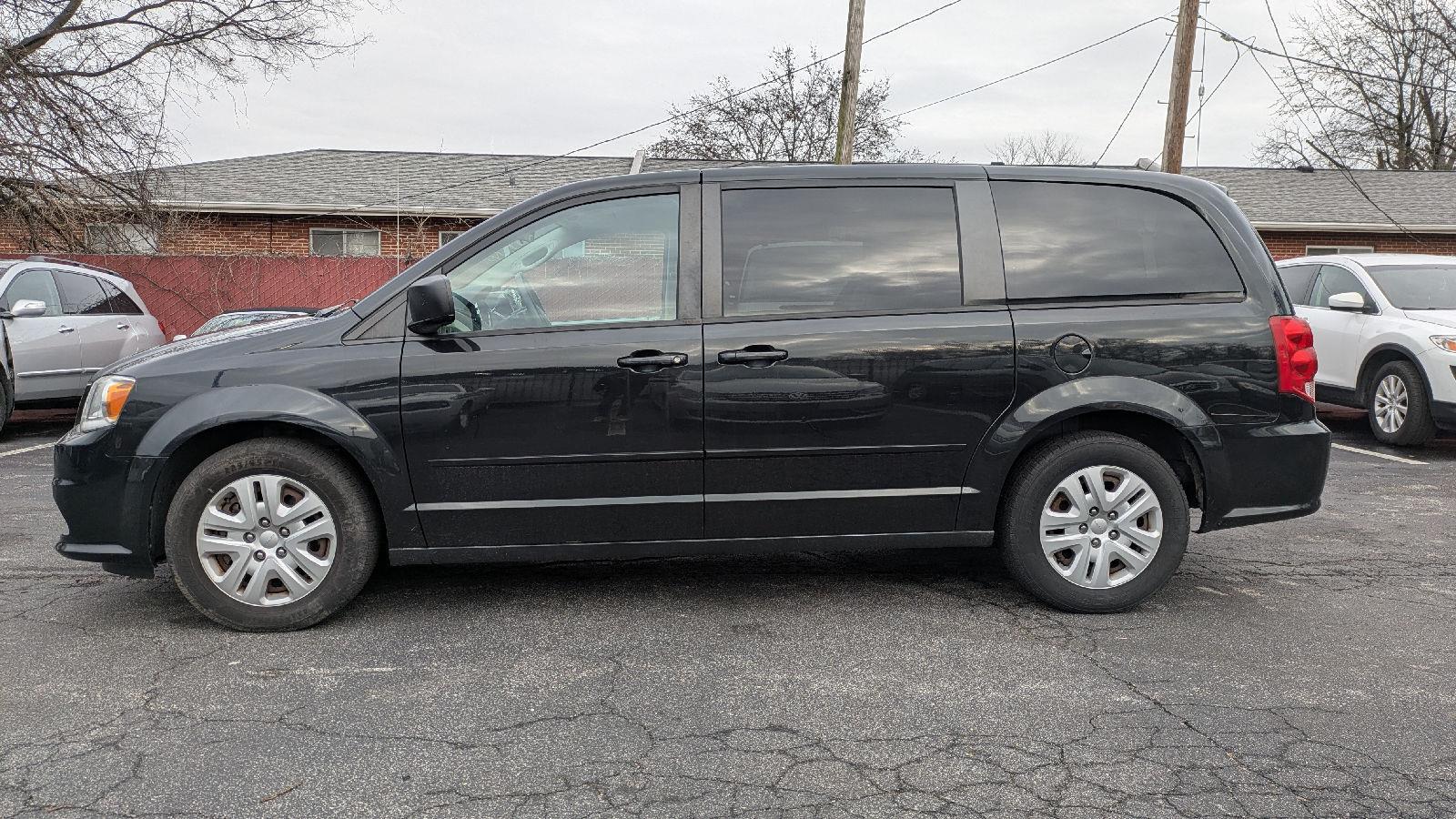 View vehicle photo 6