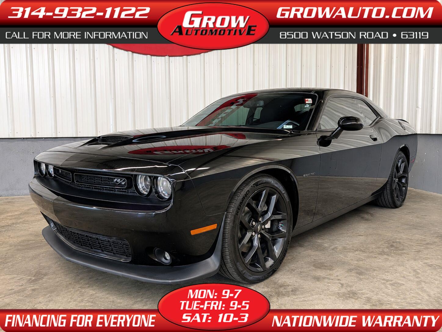 Pitch Black Clearcoat 2022 Dodge Challenger Coupe Rear-Wheel Drive 8-Speed Automatic