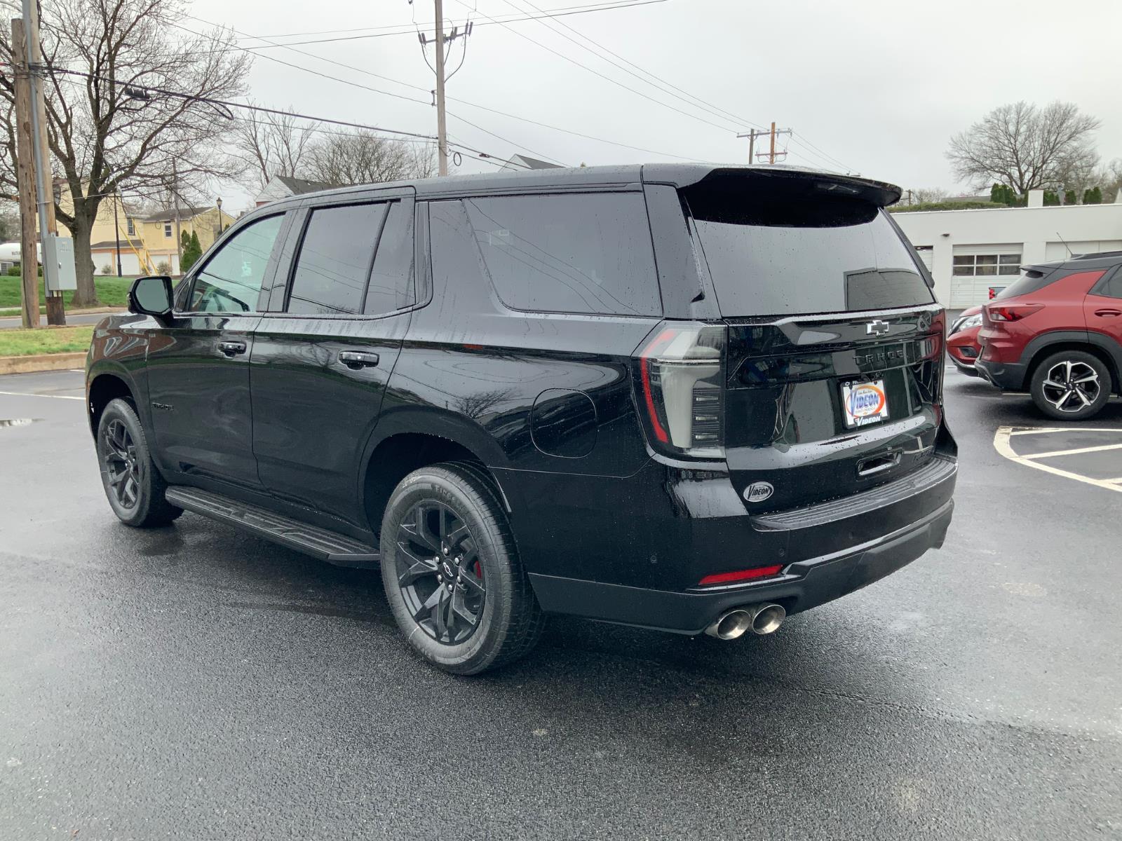 View vehicle photo 5