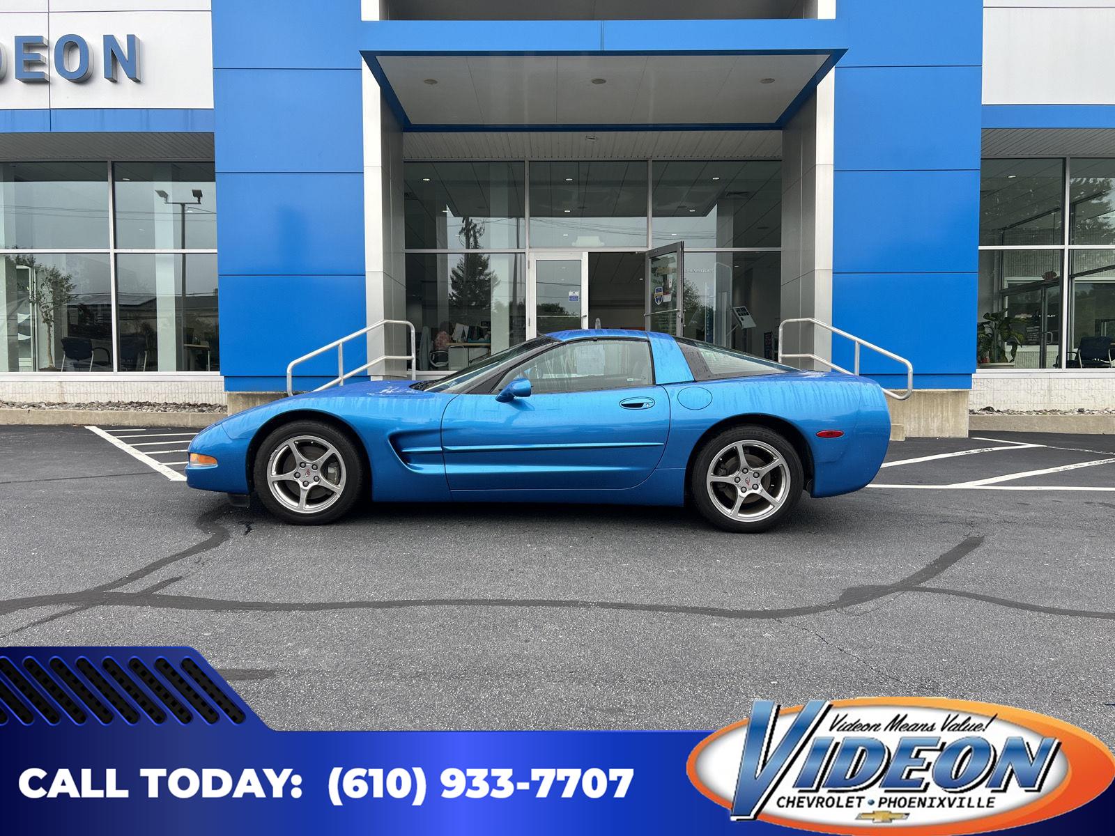 2000 Chevrolet Corvette Coupe RWD